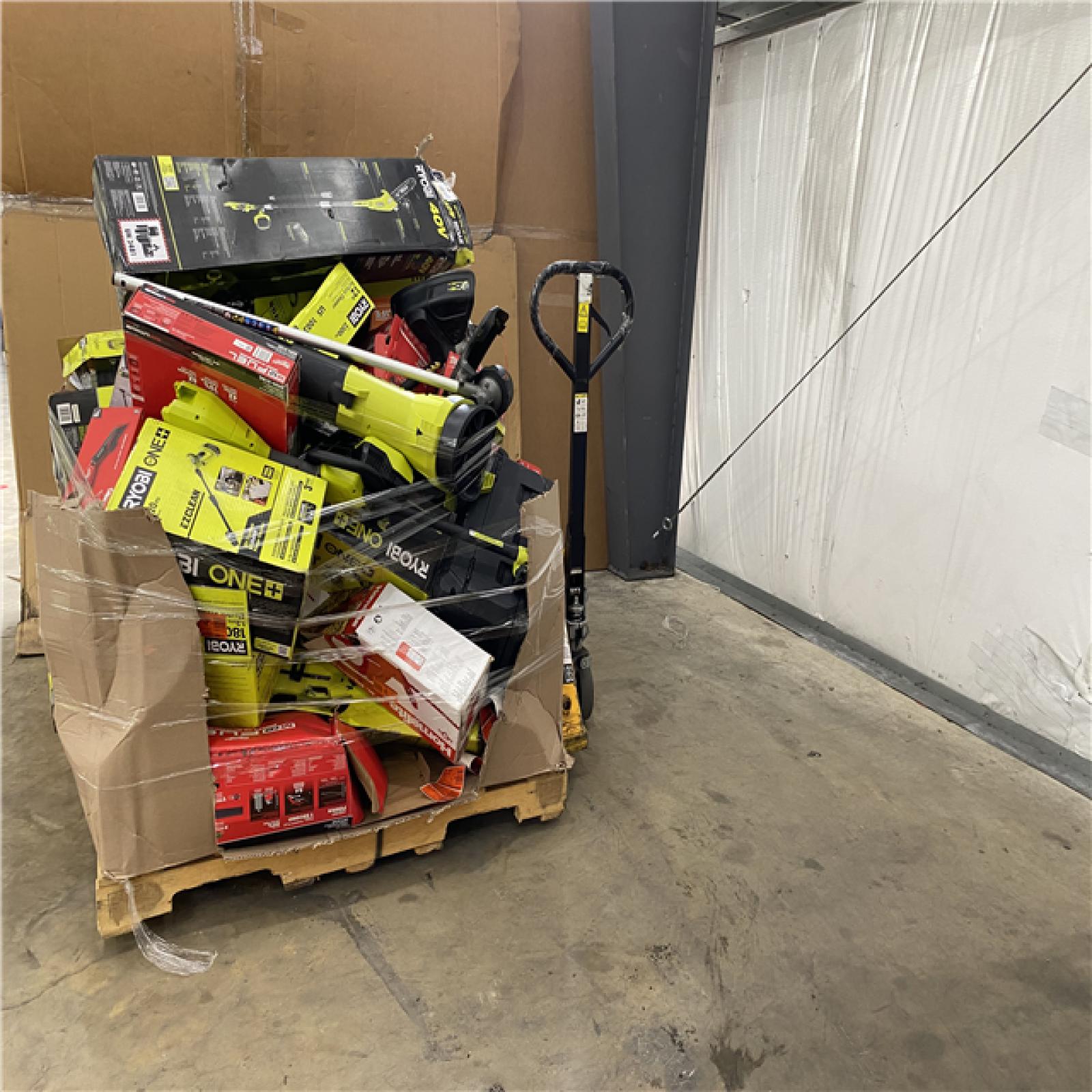 Houston Location AS IS - Tool Pallet