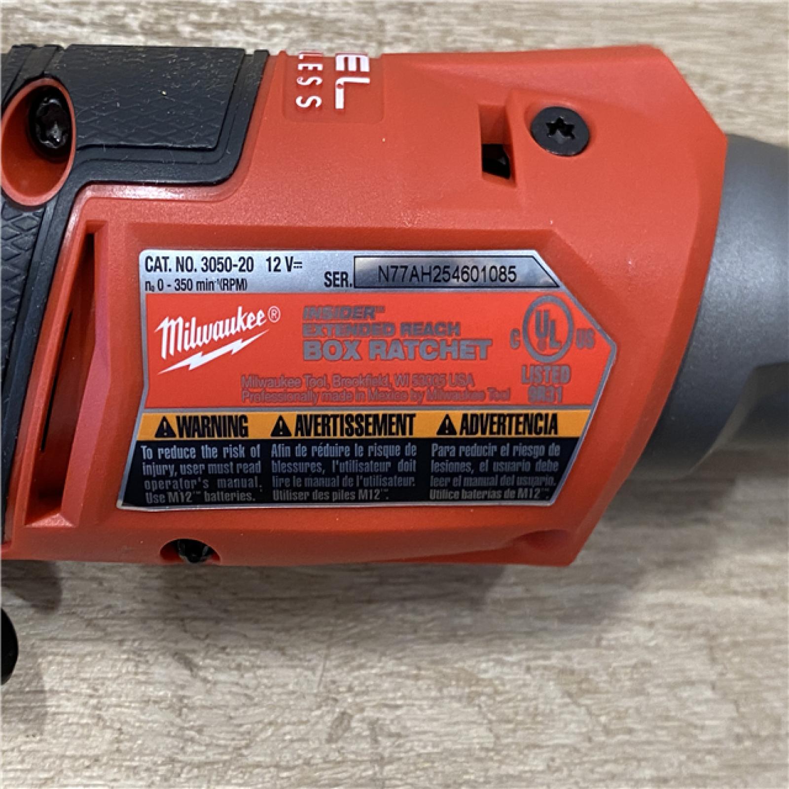AS-IS Milwaukee FUEL INSIDER 12V Lithium-Ion Brushless Cordless 1/4 in. - 3/8 in. Extended Reach Box Ratchet (Tool-Only)