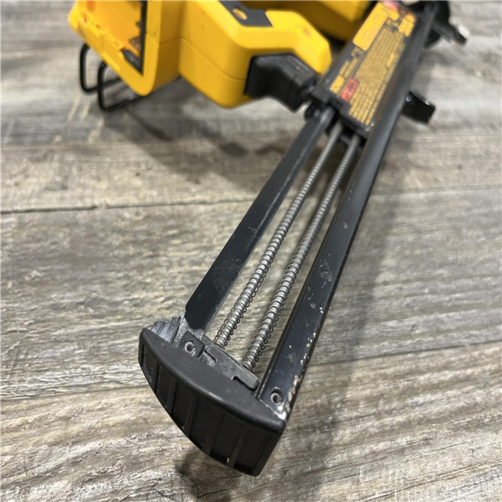 AS-IS DEWALT 20V MAX XR Lithium-Ion Cordless 18-Gauge Narrow Crown Stapler Kit