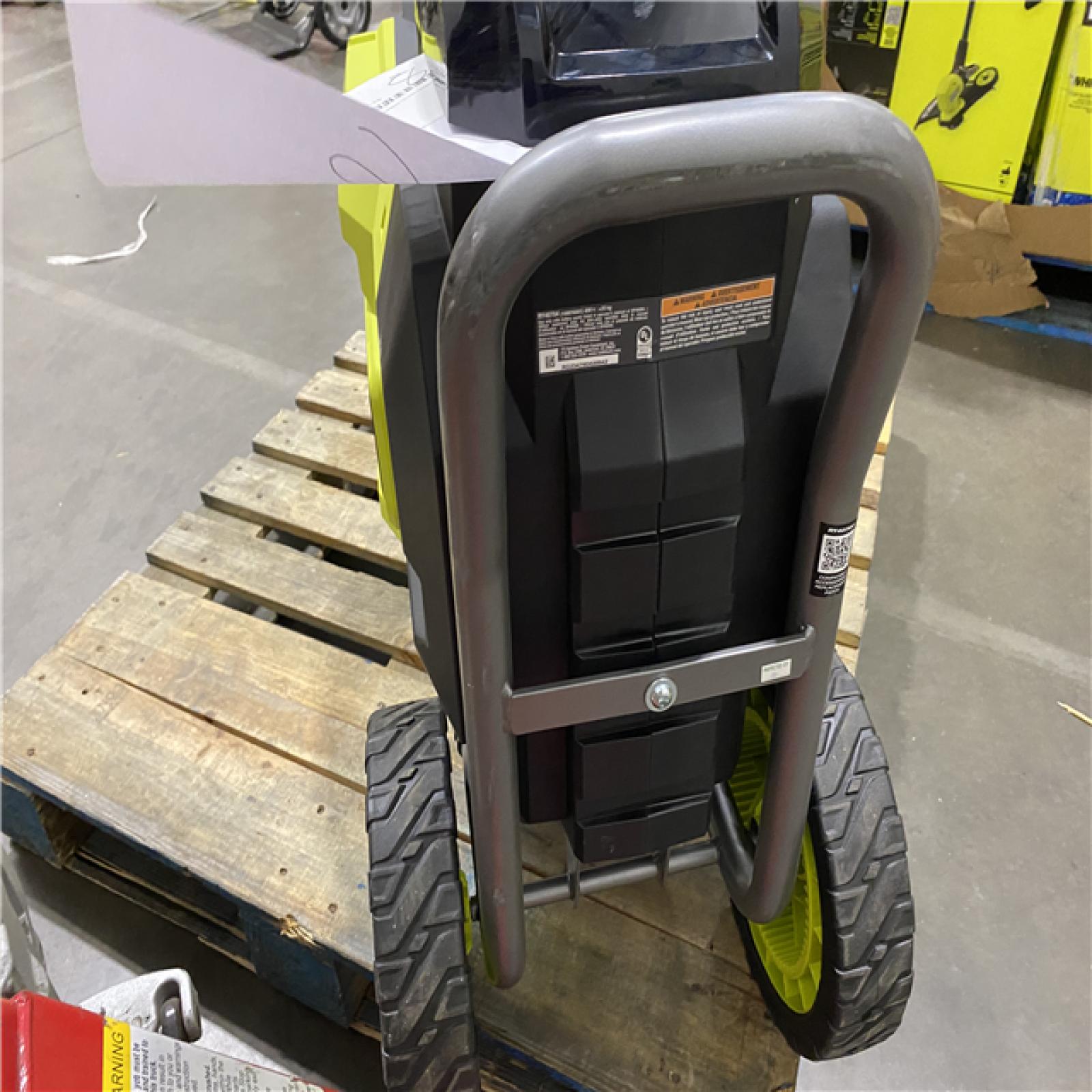 Dallas Location - As-Is RYOBI 40V HP Brushless 12-Ton Kinetic Battery Electric Log Splitter Kit - 4.0Ah Battery and Charger Included
