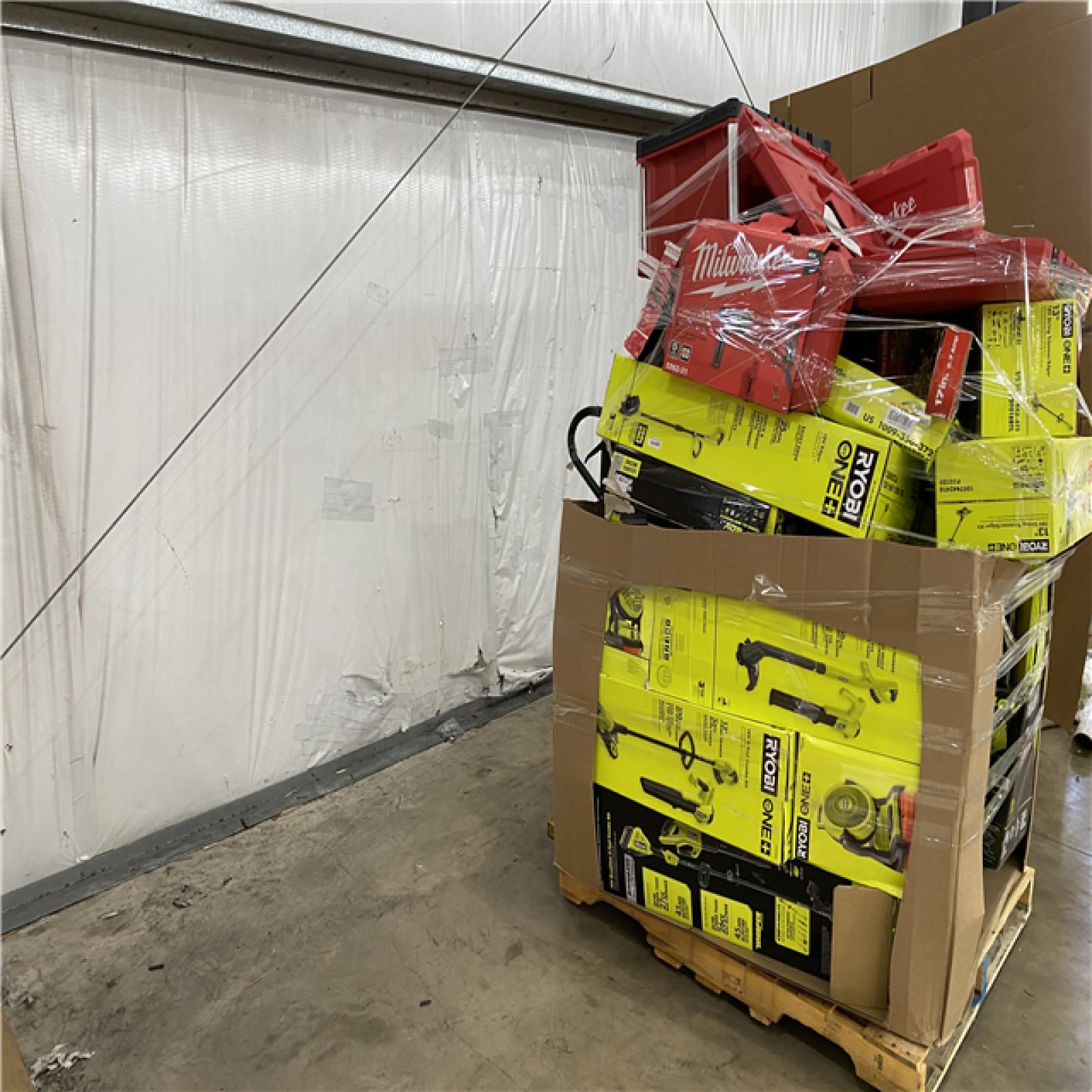 Houston Location AS IS - Tool Pallet
