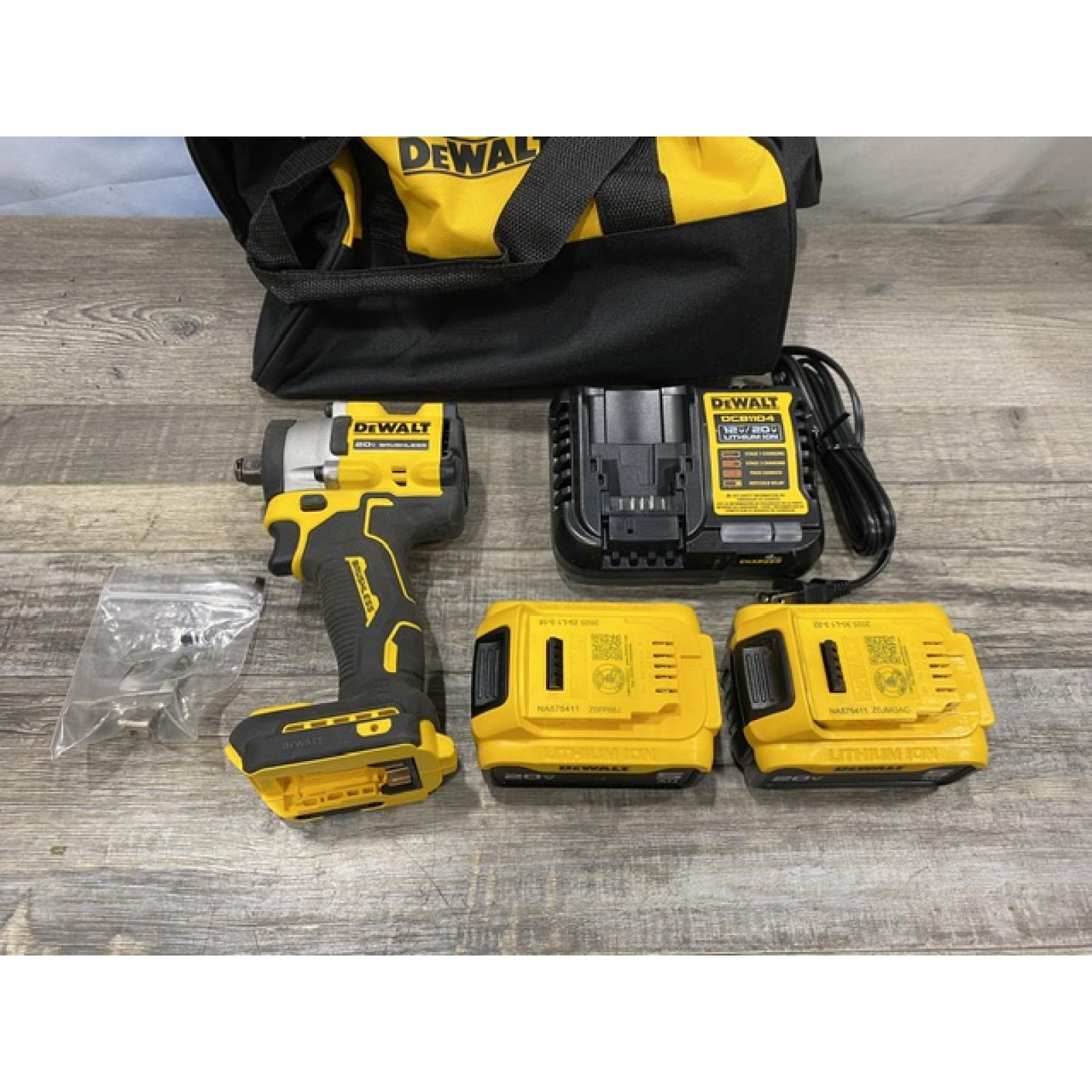AS-IS DEWALT ATOMIC 20V MAX Lithium-Ion Cordless Brushless 1/2 in. Impact Wrench Kit