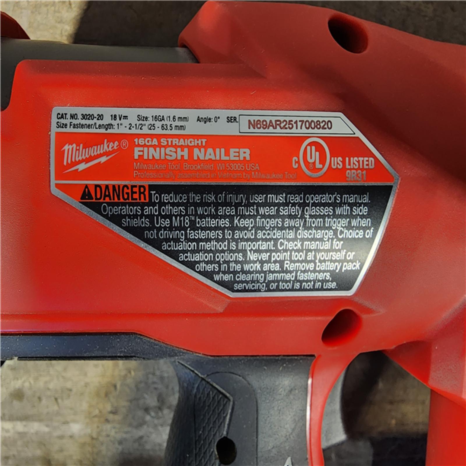 HOUSTON LOCATION - AS-IS MILWAUKEE 16 GAUGE STRAIGHT FINISH NAILER (TOOL ONLY)