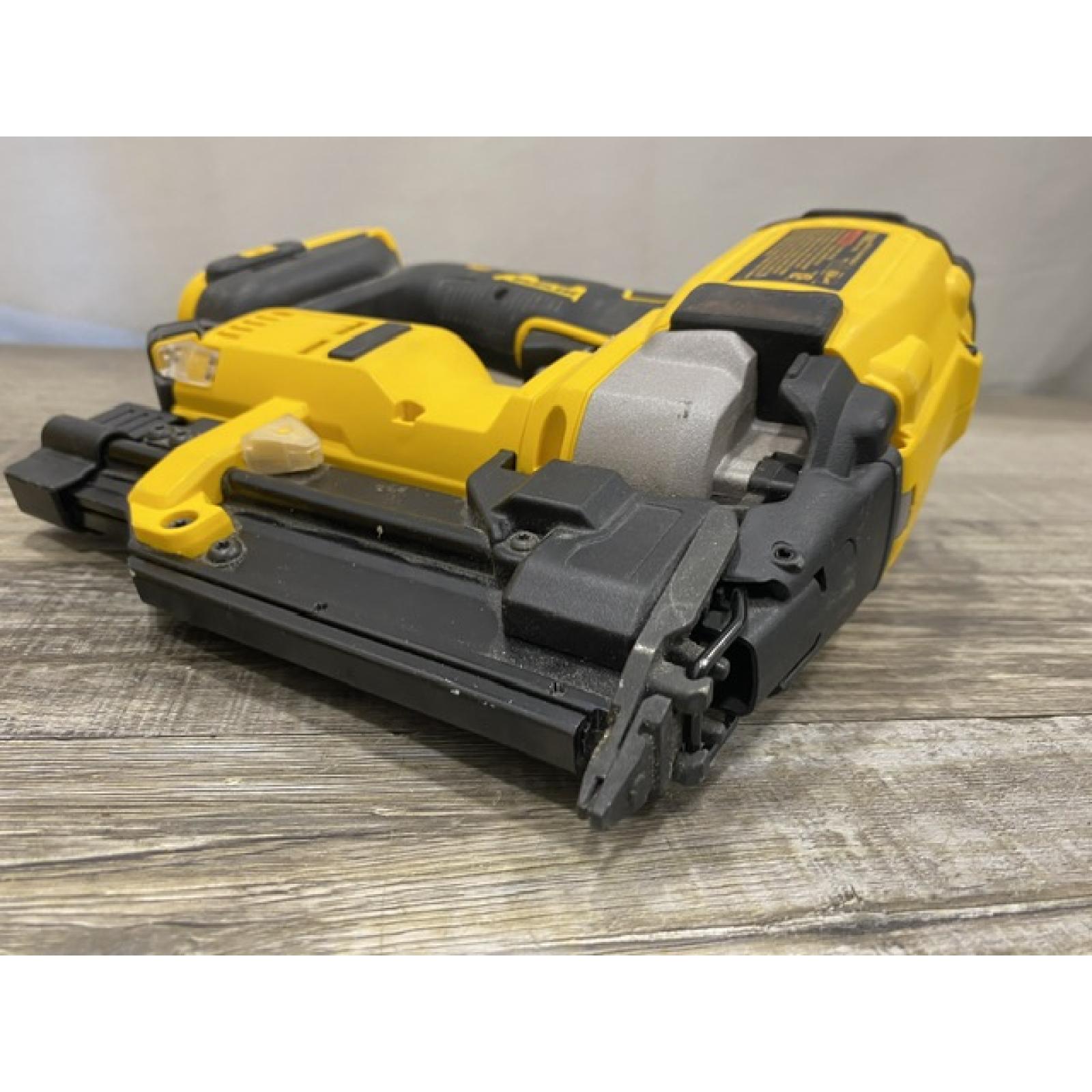 AS-IS DEWALT ATOMIC 20V MAX Lithium Ion Cordless 23 Gauge Pin Nailer (Tool Only)