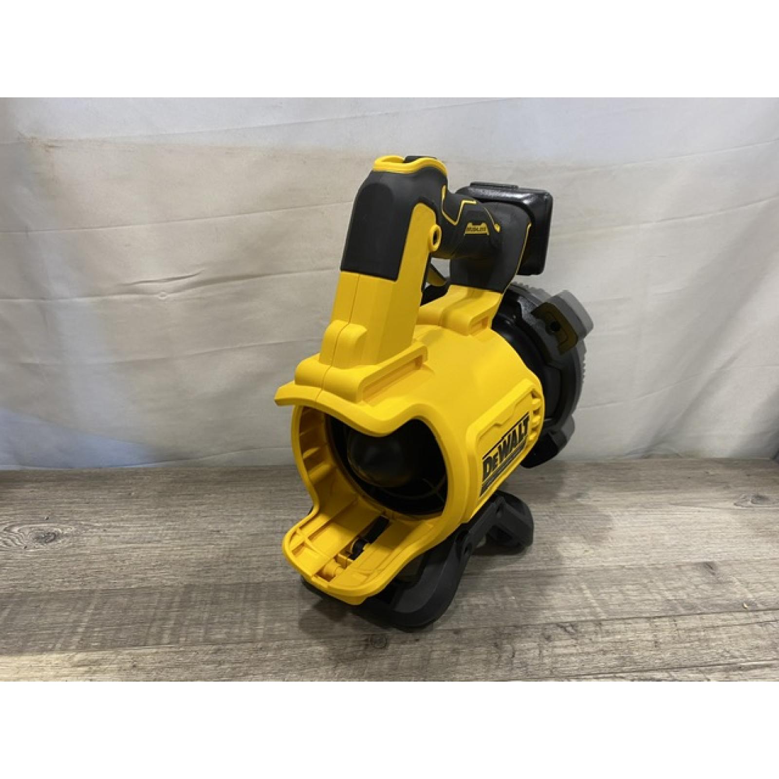 AS-IS DEWALT 20V MAX* XR Brushless Cordless Handheld Blower Kit
