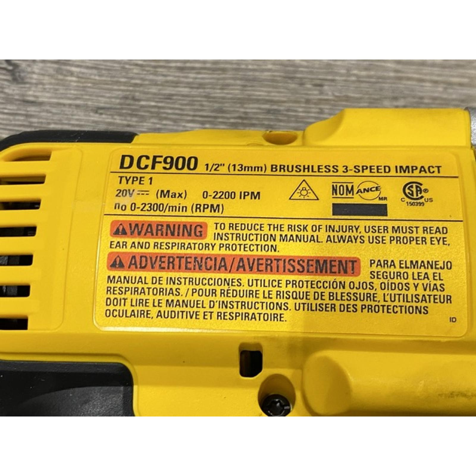 AS-IS DEWALT 20V MAX Lithium-Ion Cordless 1/2 in. Impact Wrench Kit