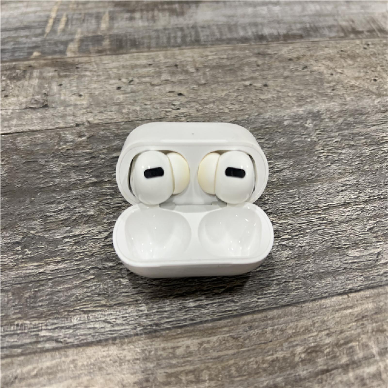 AS-IS AirPods Pro (2nd generation) with MagSafe Case