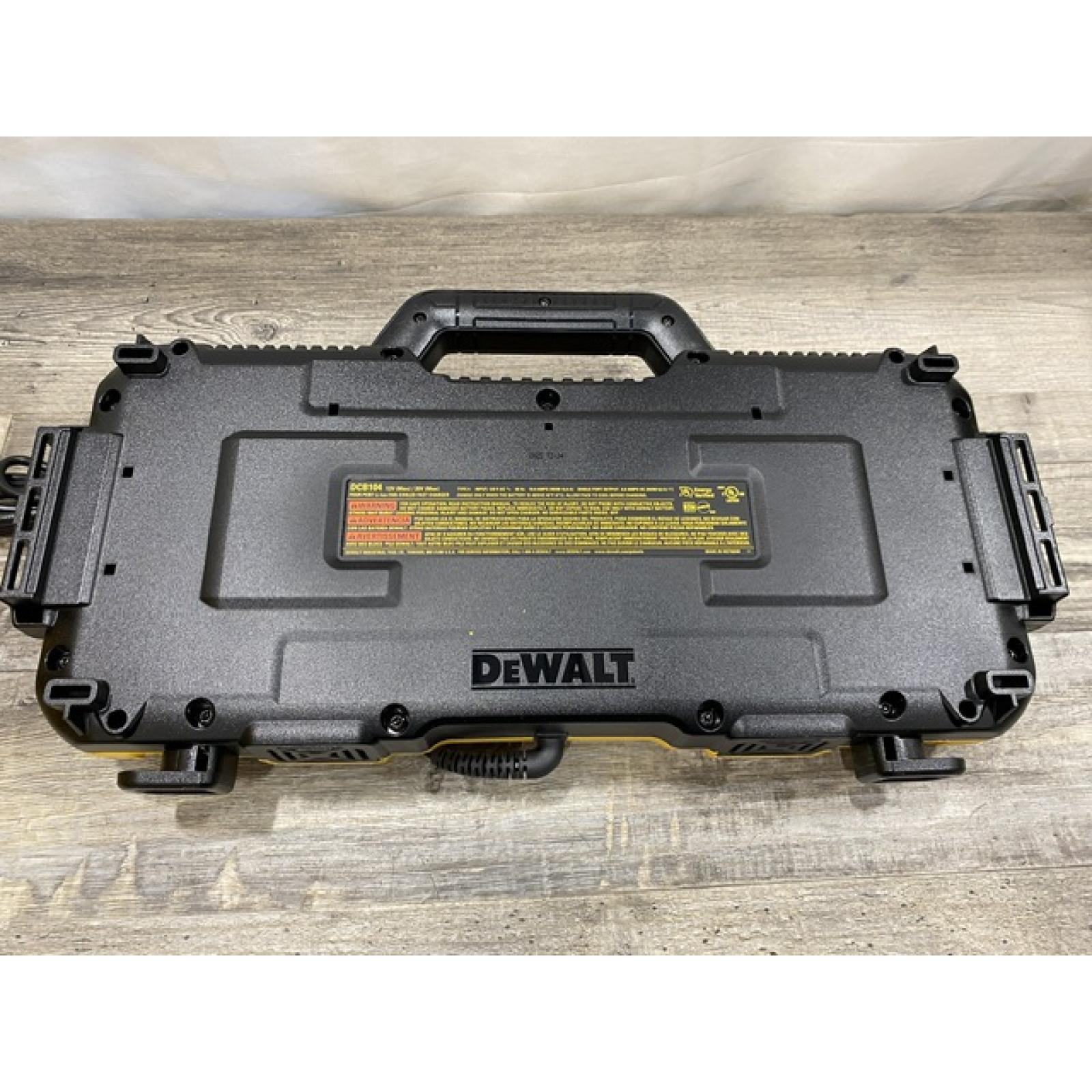 LIKE NEW - DEWALT 20-Volt MAX 4-Port Charger with 20-Volt MAX Lithium-Ion 5.0 Ah and 2.0 Ah Batteries