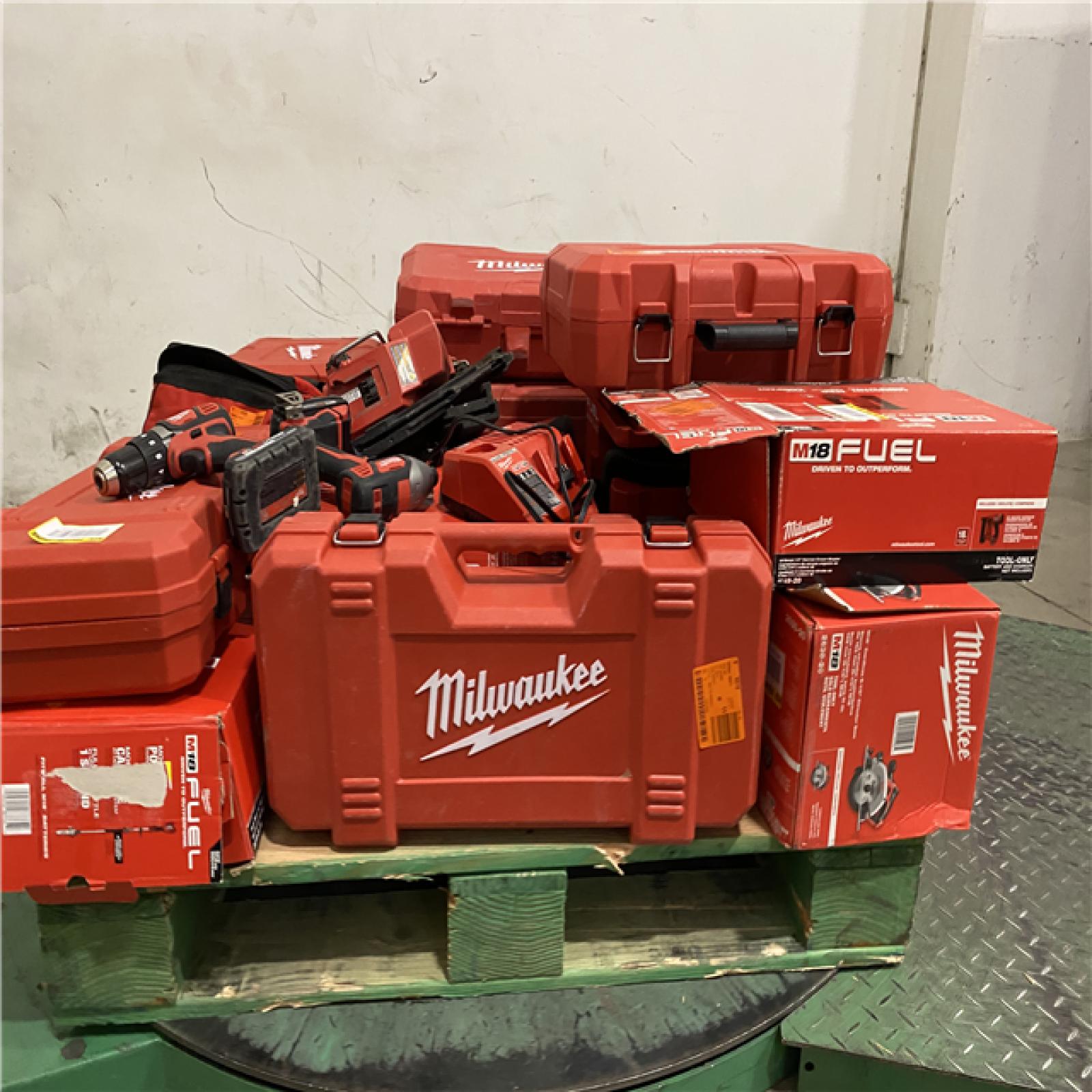 Dallas Location - As-Is MILWAUKEE Tool Pallet