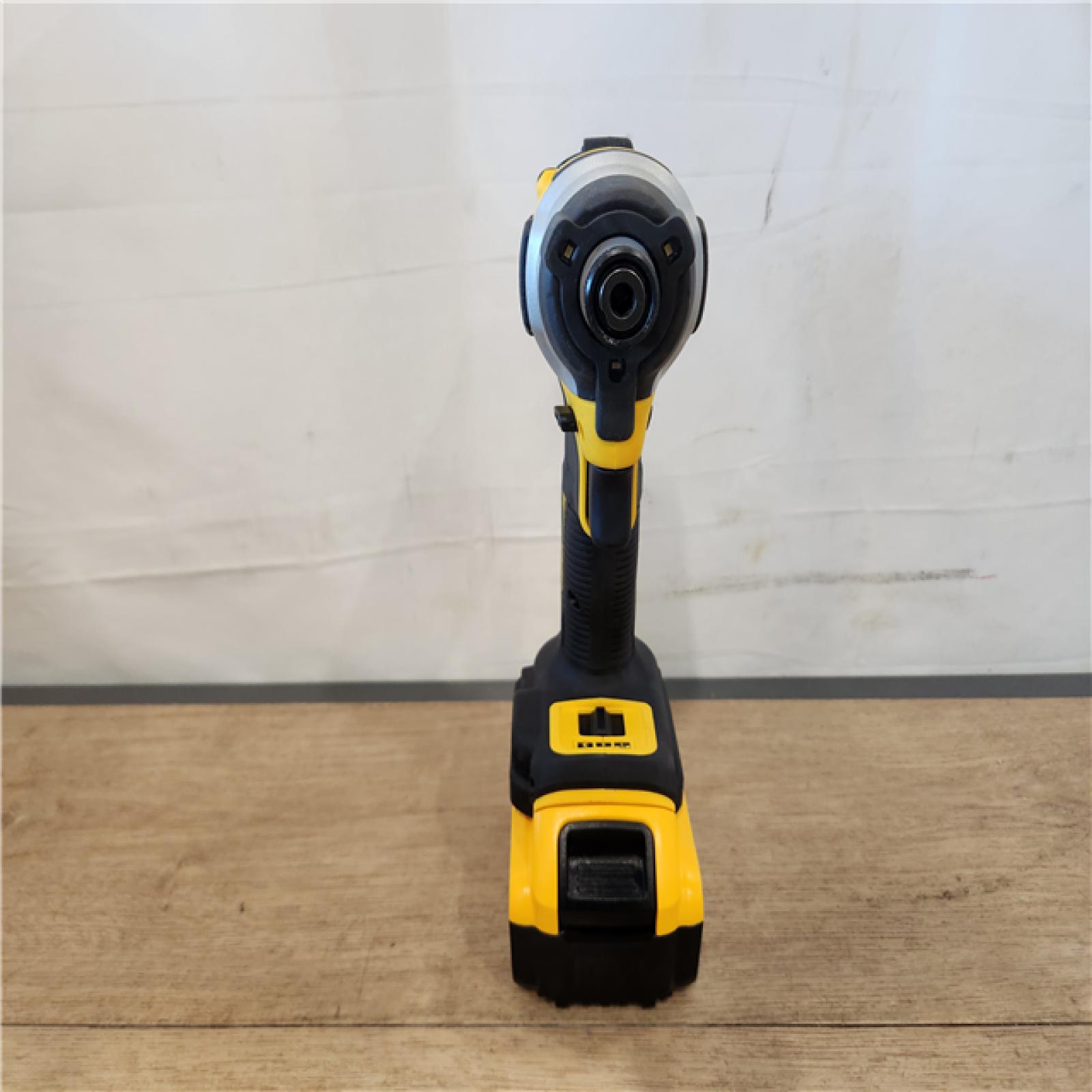 AS-IS- DEWALT ATOMIC 20V MAX Lithium-Ion Cordless 1/4 in. Brushless Impact Driver Kit  5 Ah Battery  Charger  and Bag