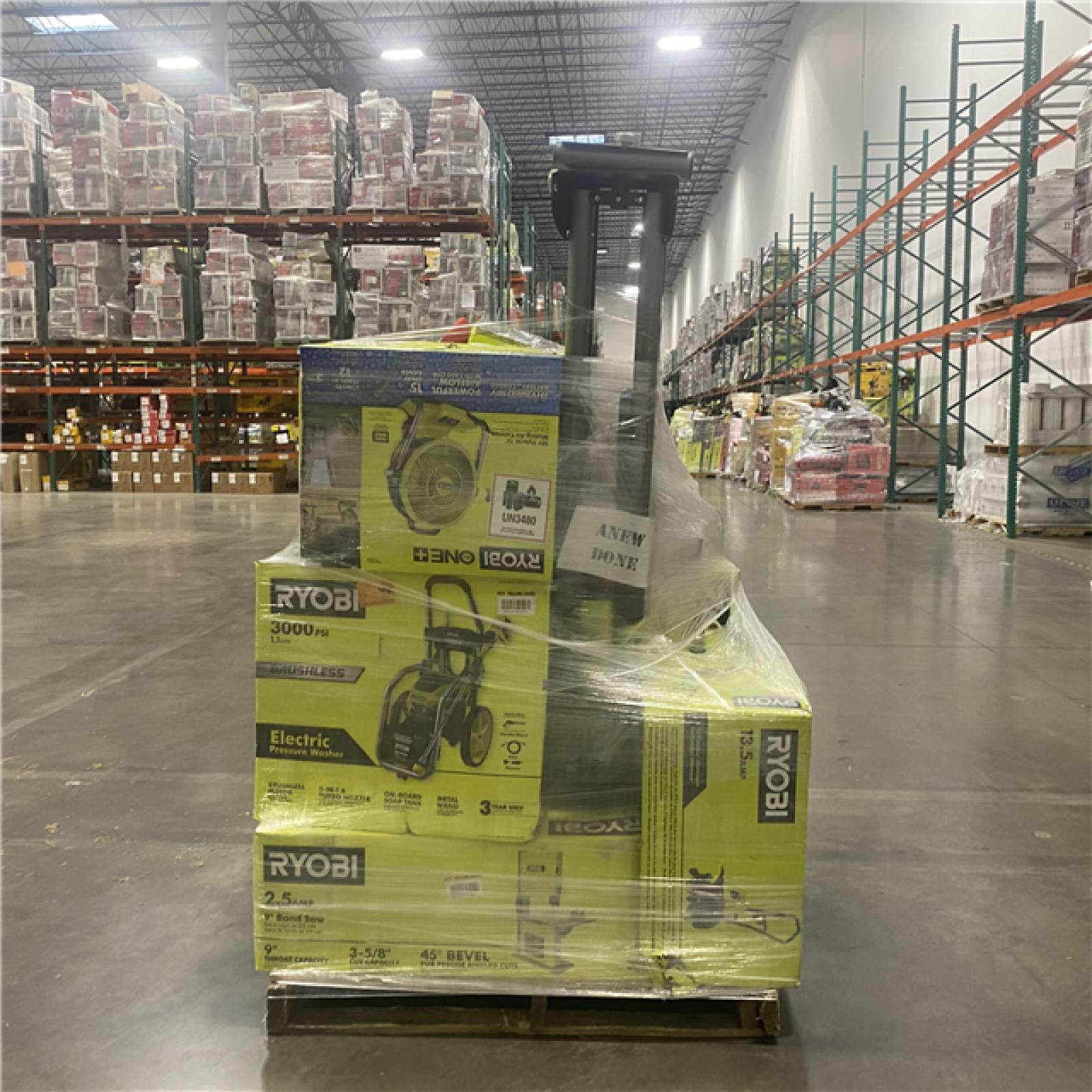 Dallas Location - As-Is Tool Pallet