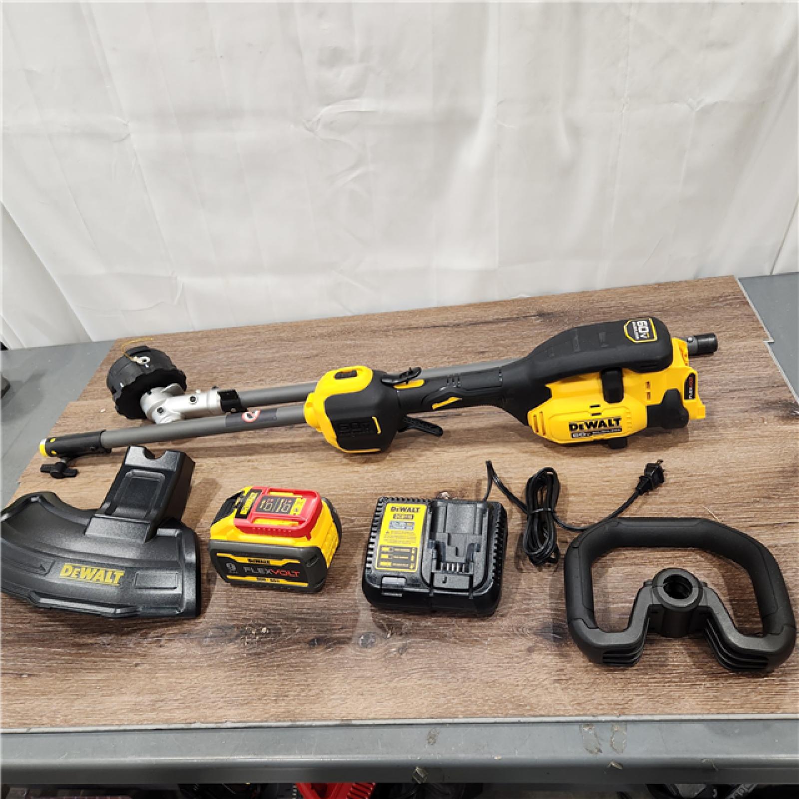 AS-IS DEWALT DCST972X1 FLEXVOLT 60V MAX Lithium-Ion Brushless Cordless Attachment Capable 17 String Trimmer (only tool)