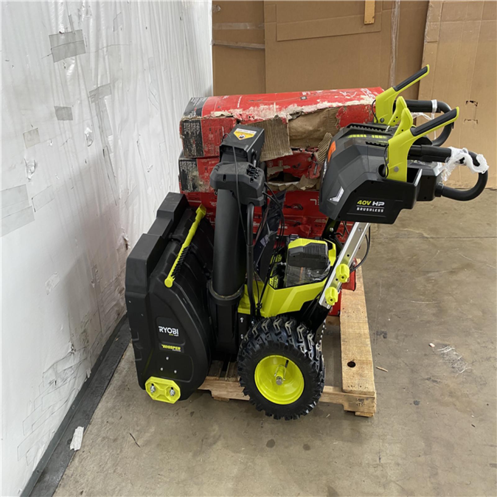 Houston Location AS IS - Tool Pallet