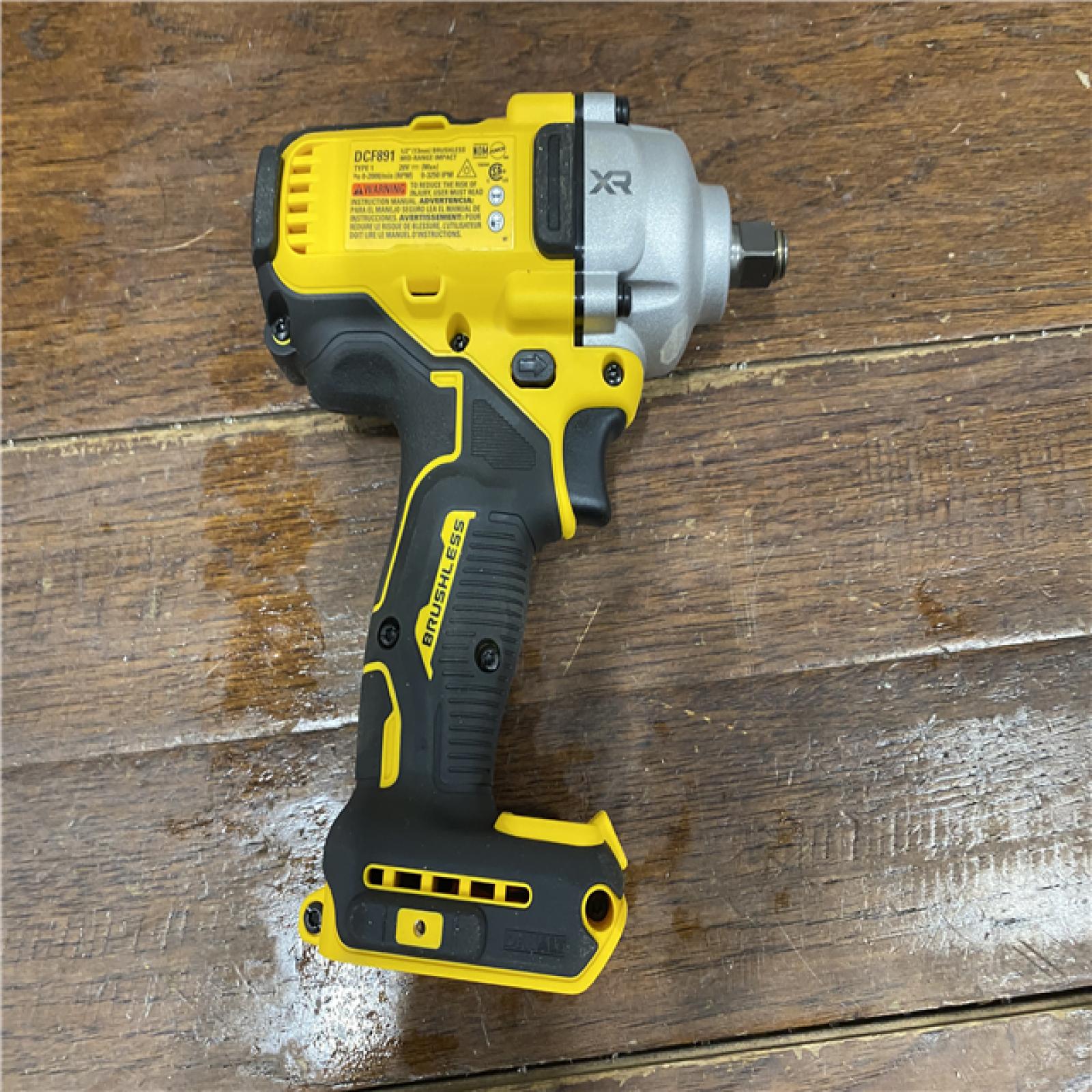 AS-IS  DEWALT 20-Volt MAX XR Cordless 1/2 in. Impact Wrench (Tool-Only) (DCF891B)