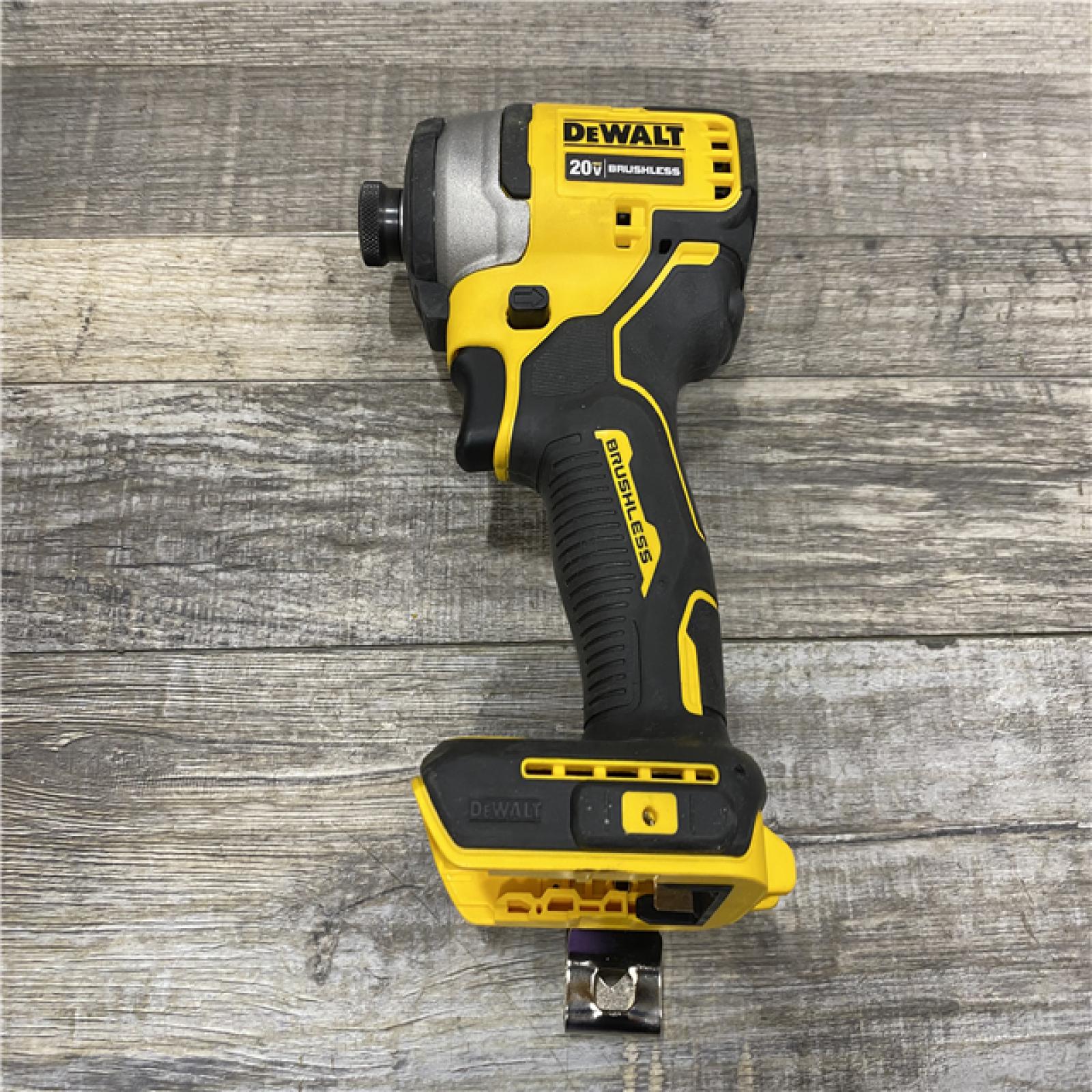 AS-IS DEWALT Atomic 20V Max Lithium-Ion Brushless Cordless Compact 1/4 in. Impact Driver Kit
