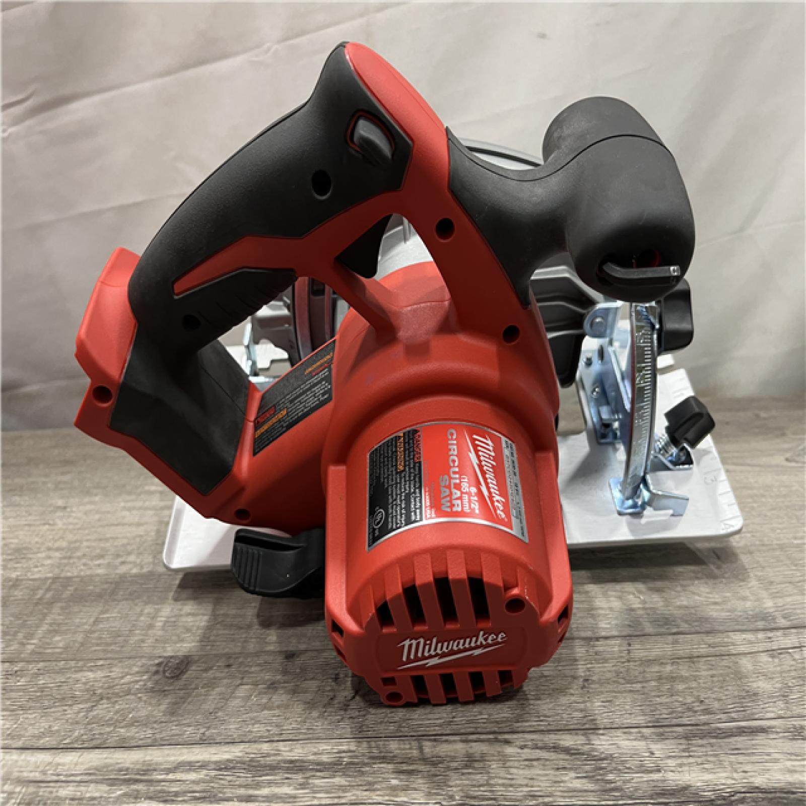AS-IS Milwaukee 18V Lithium-Ion Cordless 6-1/2 in. Circular Saw (Tool-Only)