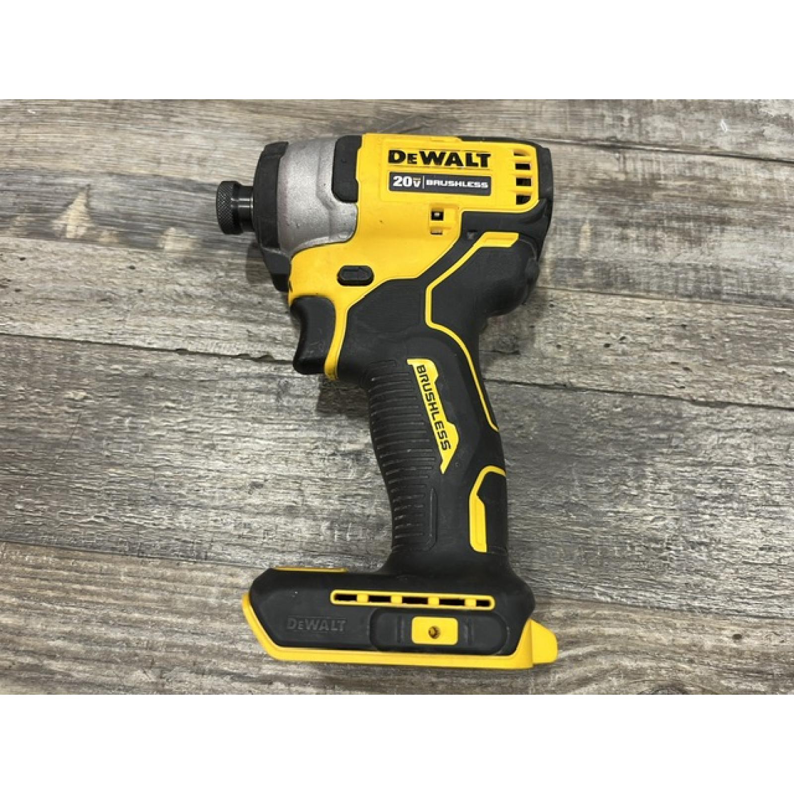 AS-IS DEWALT Atomic 20V Max Lithium-Ion Brushless Cordless Compact 1/4 in. Impact Driver Kit