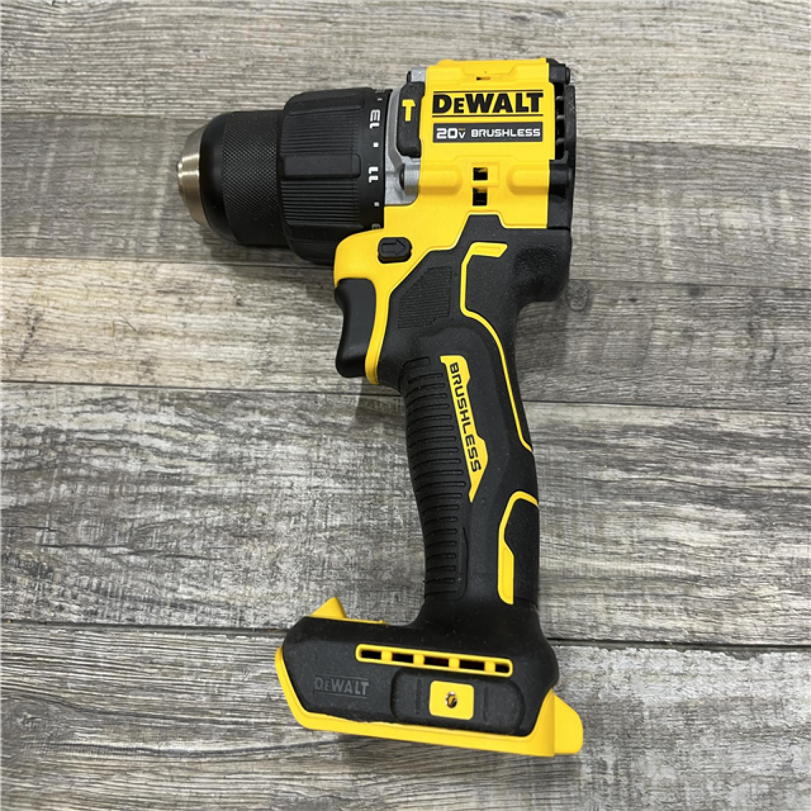 AS-IS DEWALT ATOMIC 20V Lithium-Ion Cordless 1/2 in. Hammer Drill Kit