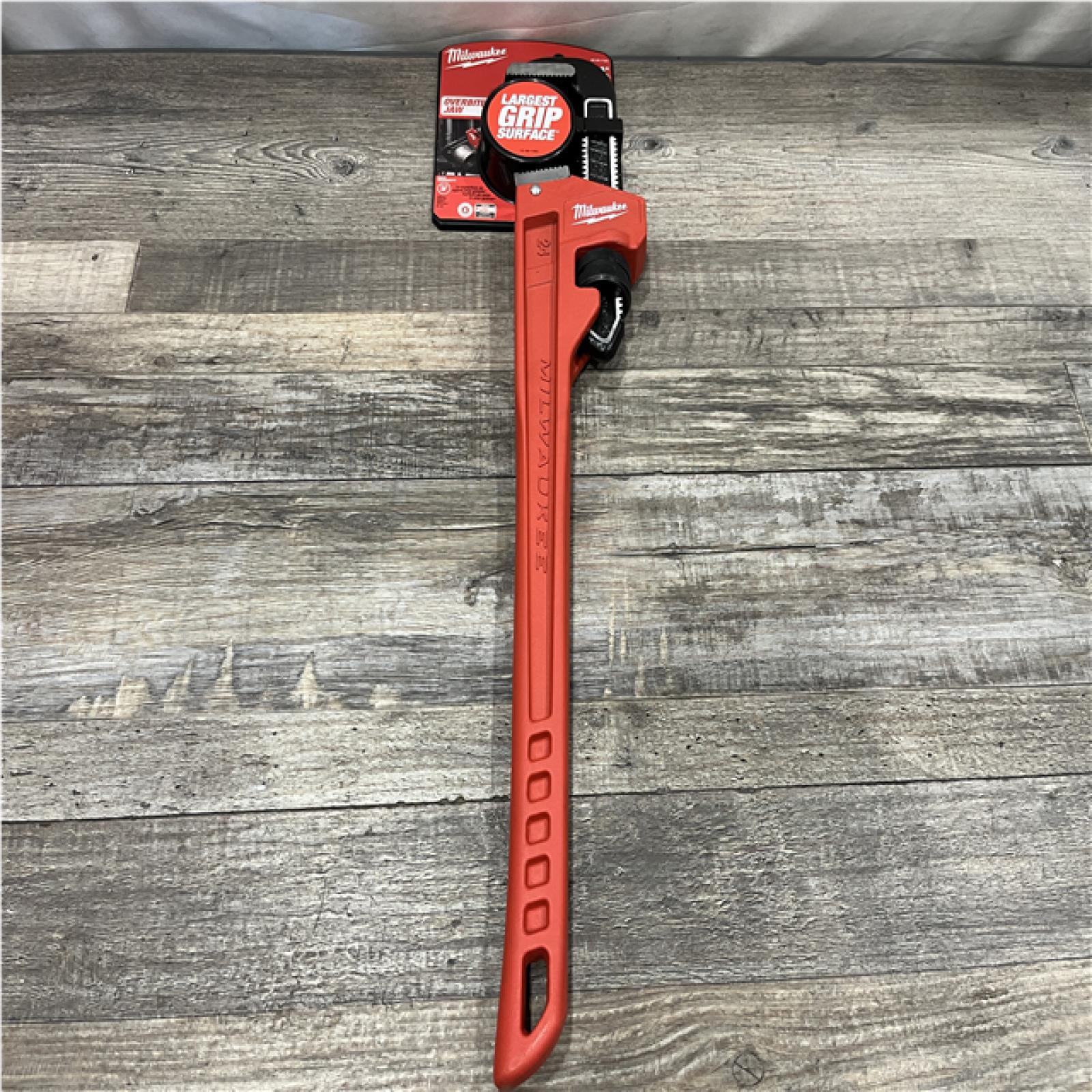 NEW - Milwaukee 24 in. Steel Pipe Wrench