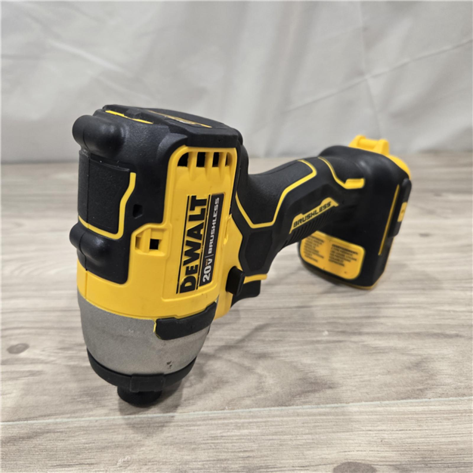AS-IS DeWALT ATOMIC 20V MAX Cordless Compact Impact Driver Kit