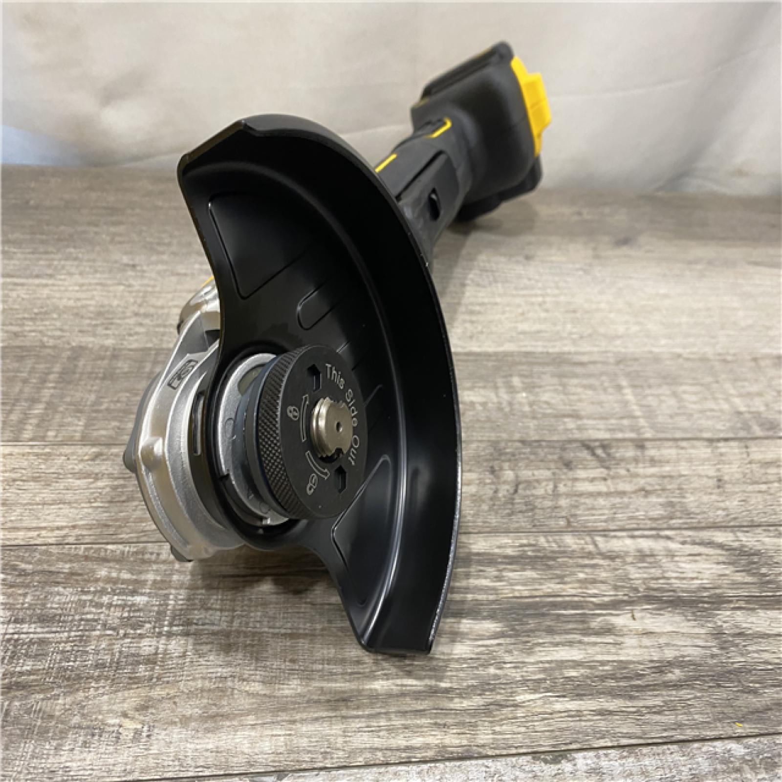 LIKE NEW - DEWALT 20V XR Cordless 4-1/2. in. to 5 in. Variable Speed Angle Grinder (Tool Only)