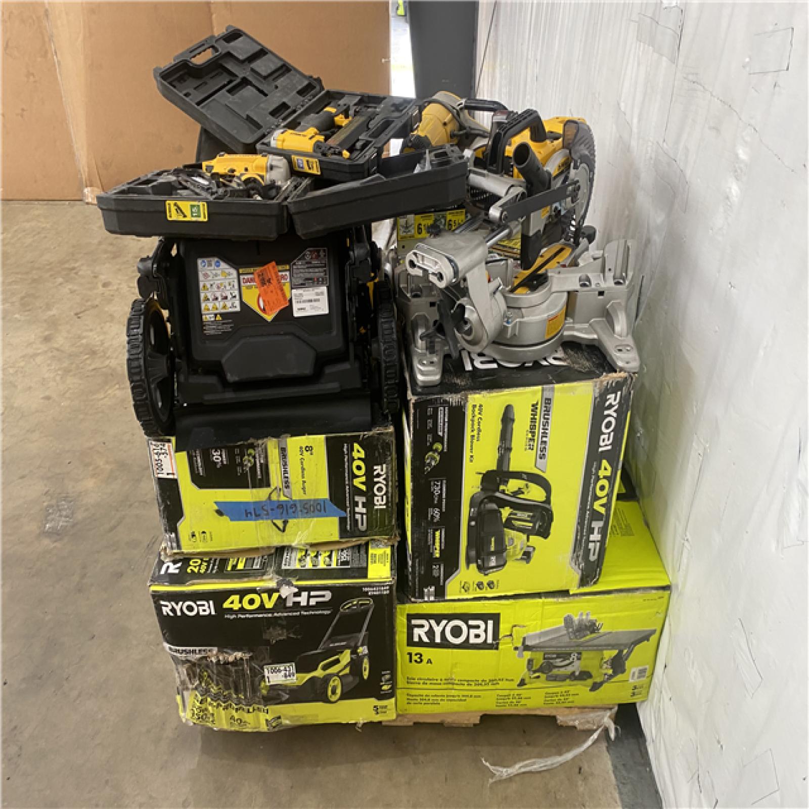Houston Location AS IS - Tool Pallet