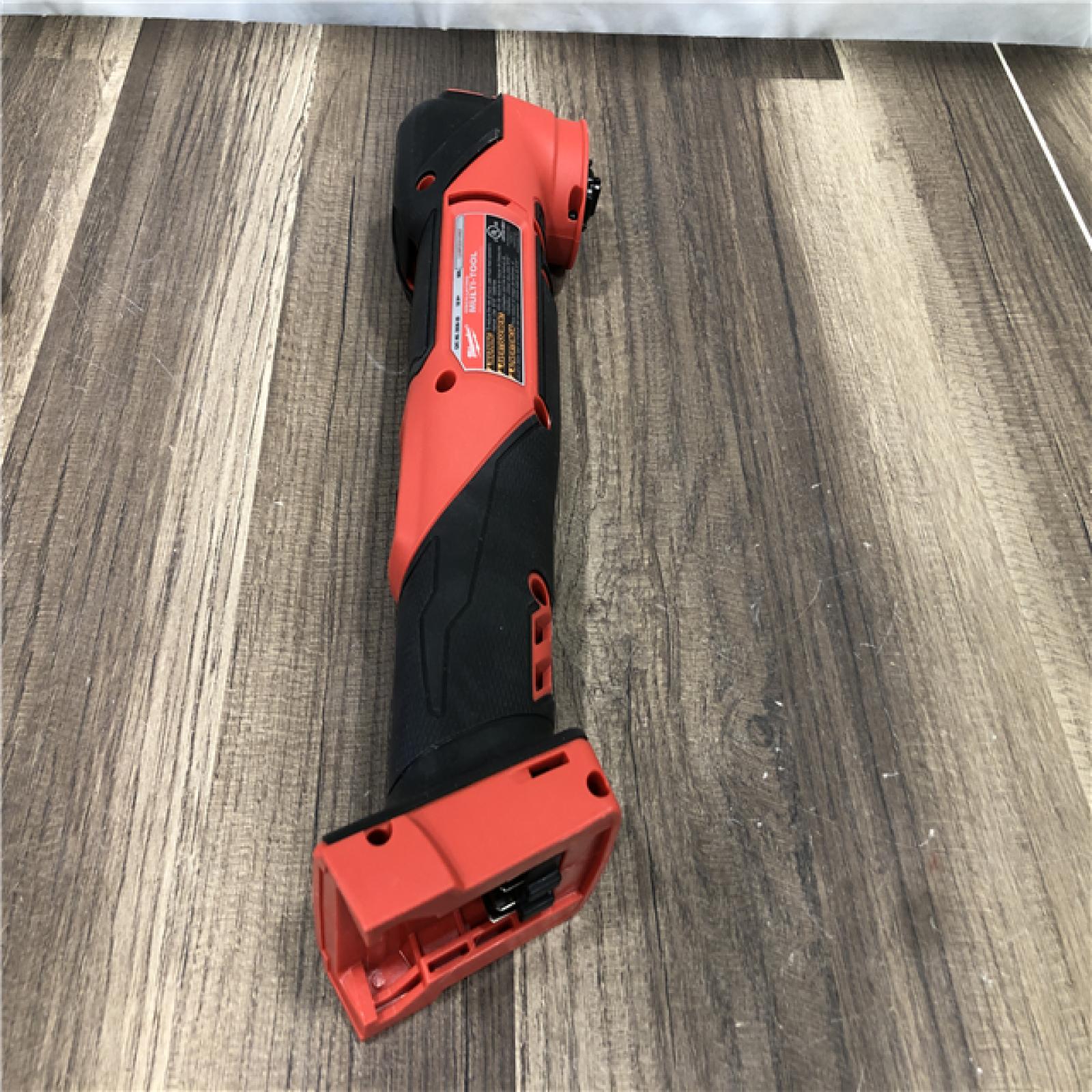 AS-IS Milwaukee FUEL 18V Lithium-Ion Cordless Brushless Oscillating Multi-Tool Kit