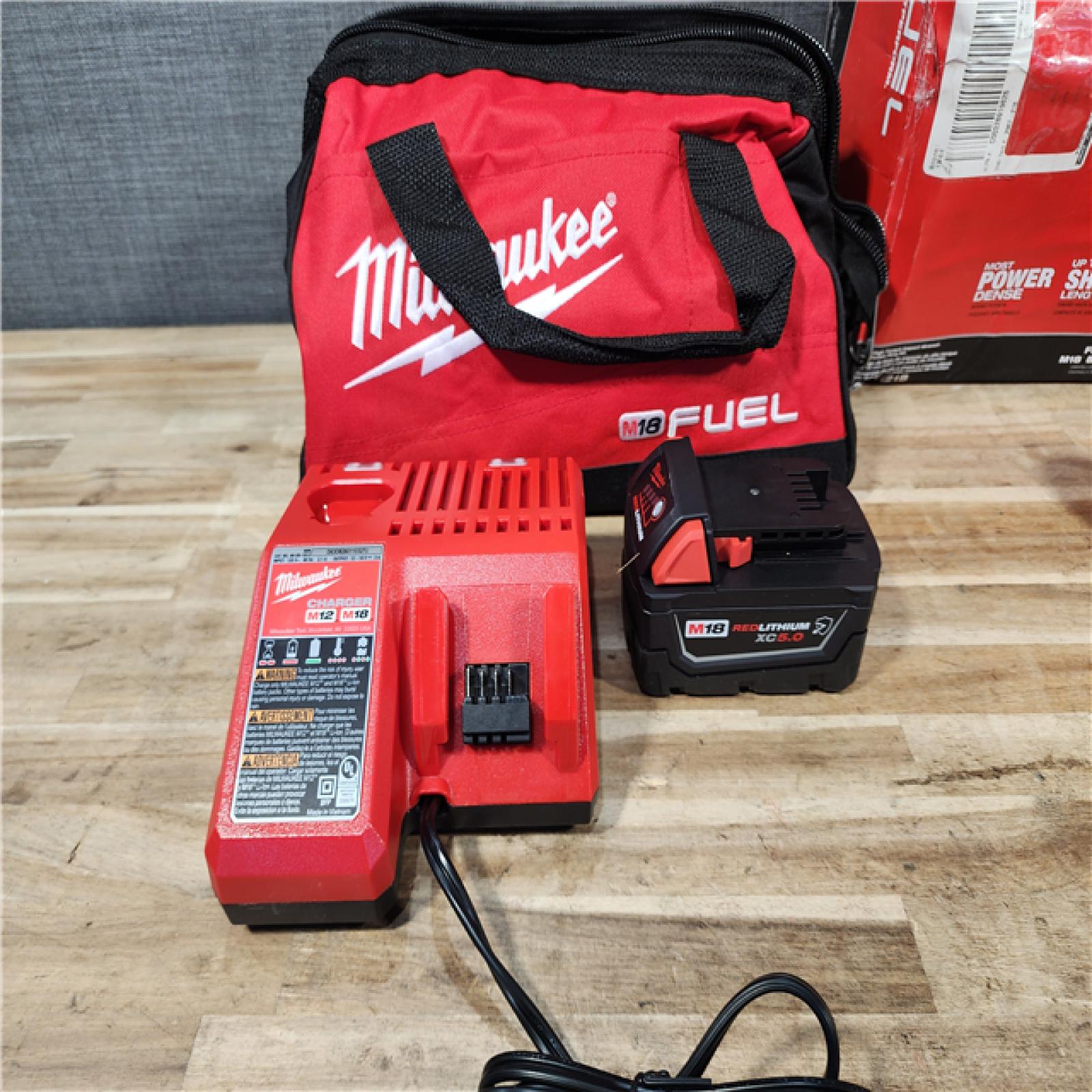 HOUSTON LOCATION - AS-IS (APPEARS LIKE NEW) Milwaukee FUEL 18V Lithium-Ion Brushless Cordless 1/2 in. Impact Wrench w/Friction Ring Kit