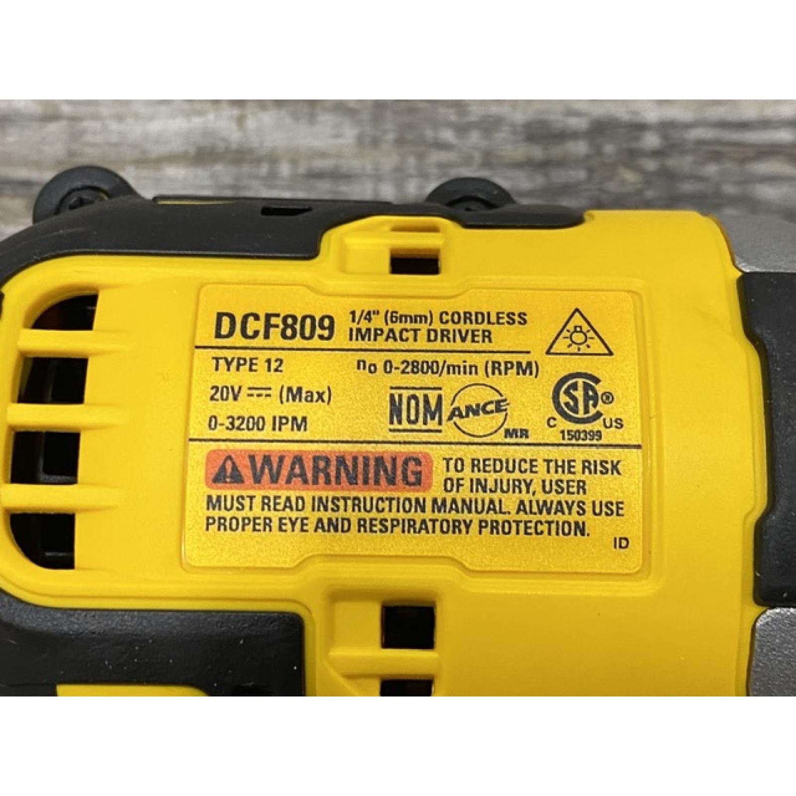 AS-IS DEWALT Atomic 20V Max Lithium-Ion Brushless Cordless Compact 1/4 in. Impact Driver Kit