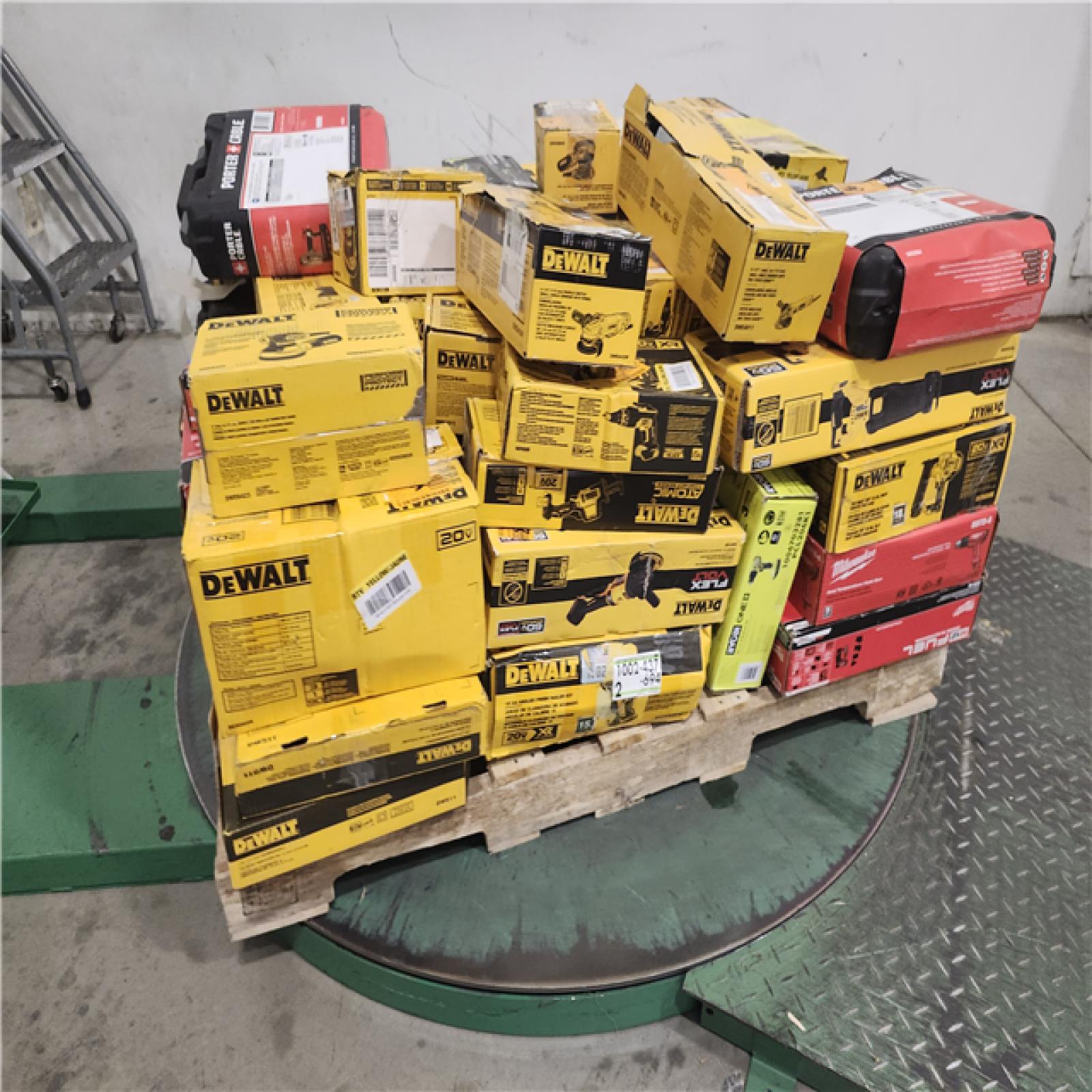 Dallas Location - As-Is Tool Pallet