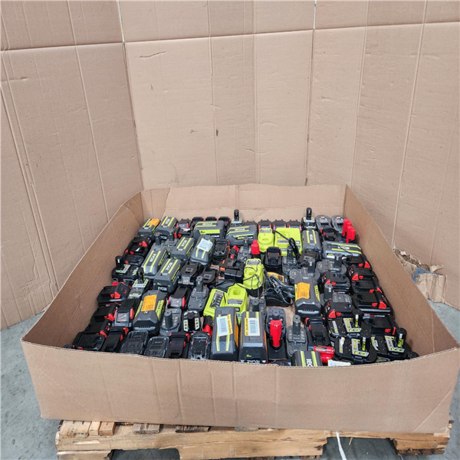 PHOENIX AS-IS TOOL PALLET