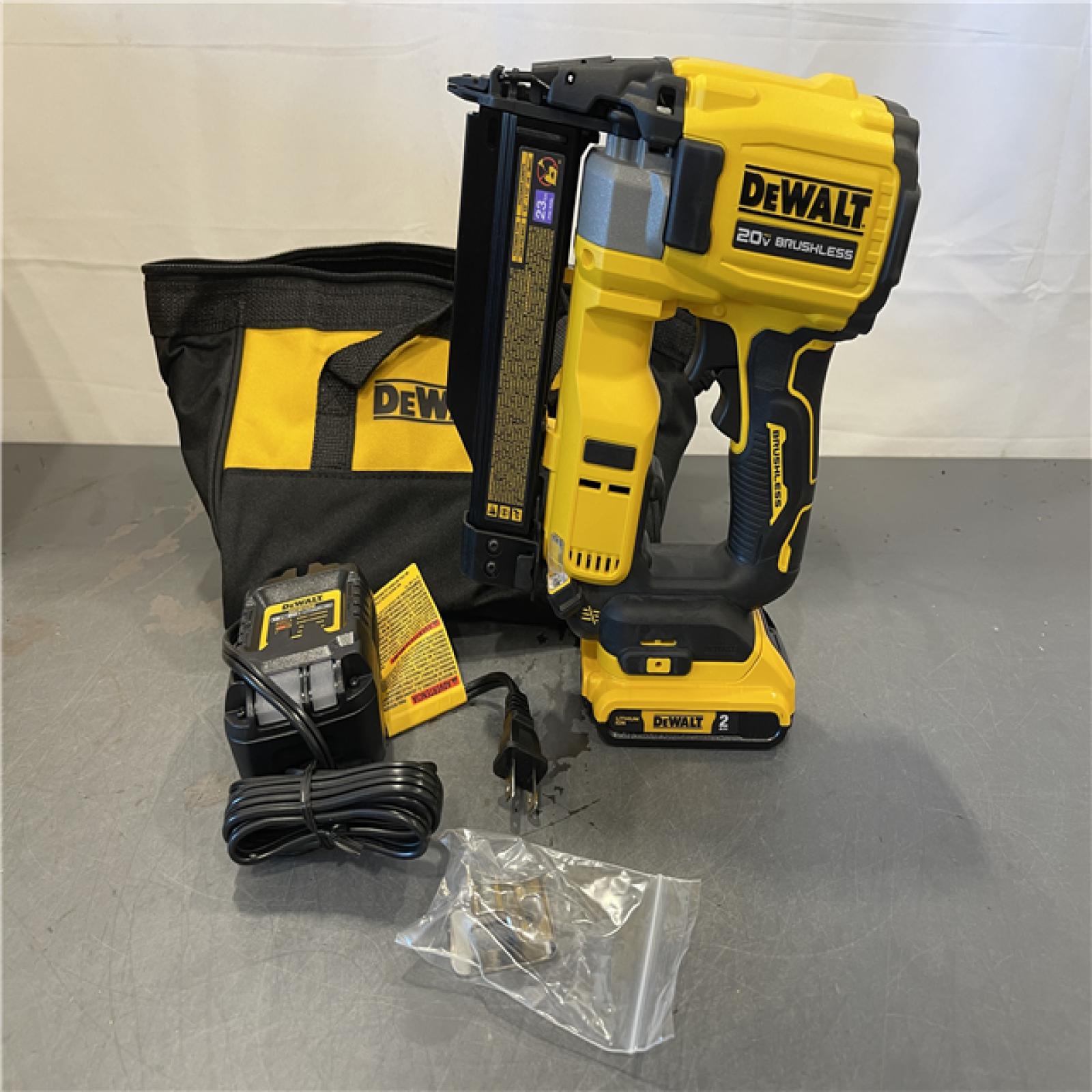 AS-IS - DeWalt ATOMIC 20V MAX Lithium Ion Cordless 23 Gauge Pin Nailer Kit