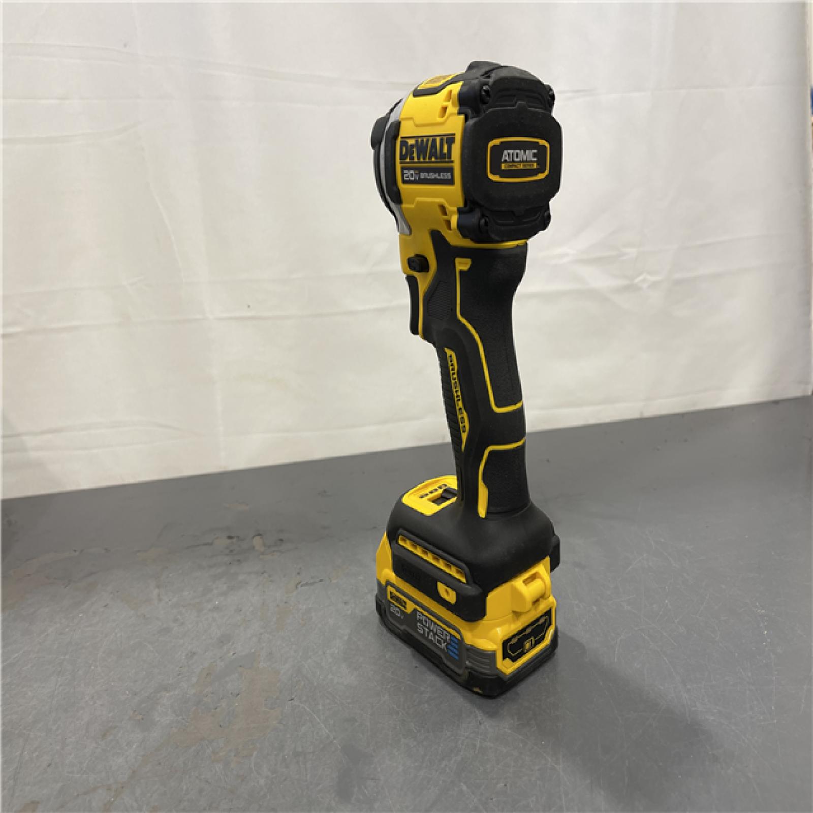 AS-IS - DEWALT 20V Cordless Compact Impact Driver 20V MAX POWERSTACK Battery Starter Kit