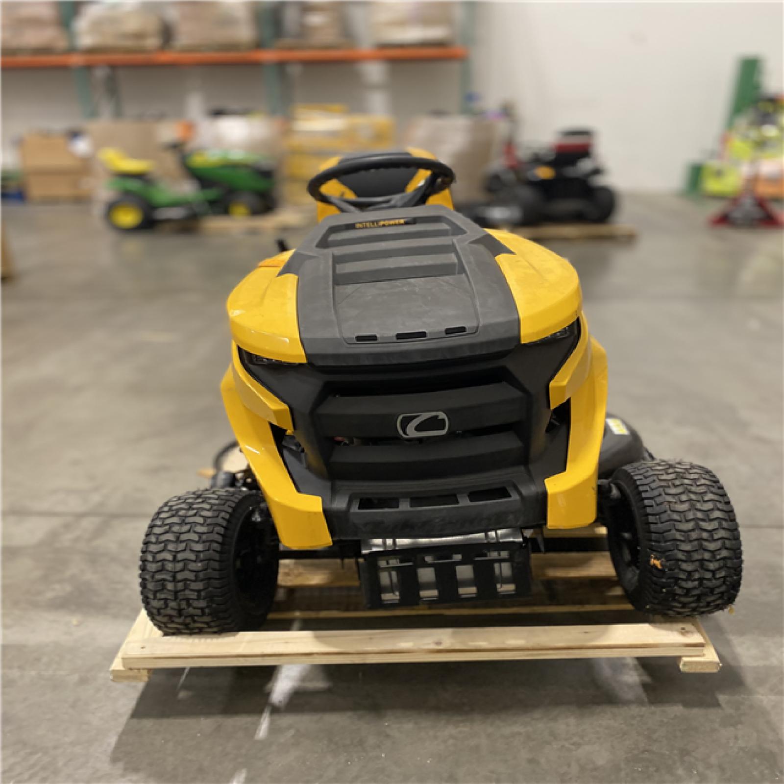 Dallas Location - As-Is Cub Cadet XT1 Enduro LT 42 in.Gas Riding Lawn Tractor