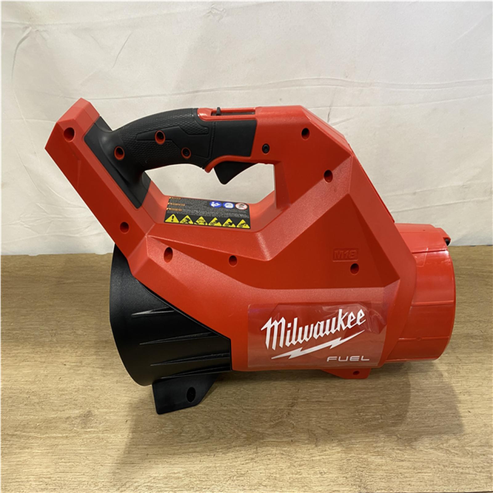 AS-IS - Milwaukee FUEL 120 MPH 500 CFM 18V Lithium-Ion Brushless Cordless Handheld Blower (Tool-Only)
