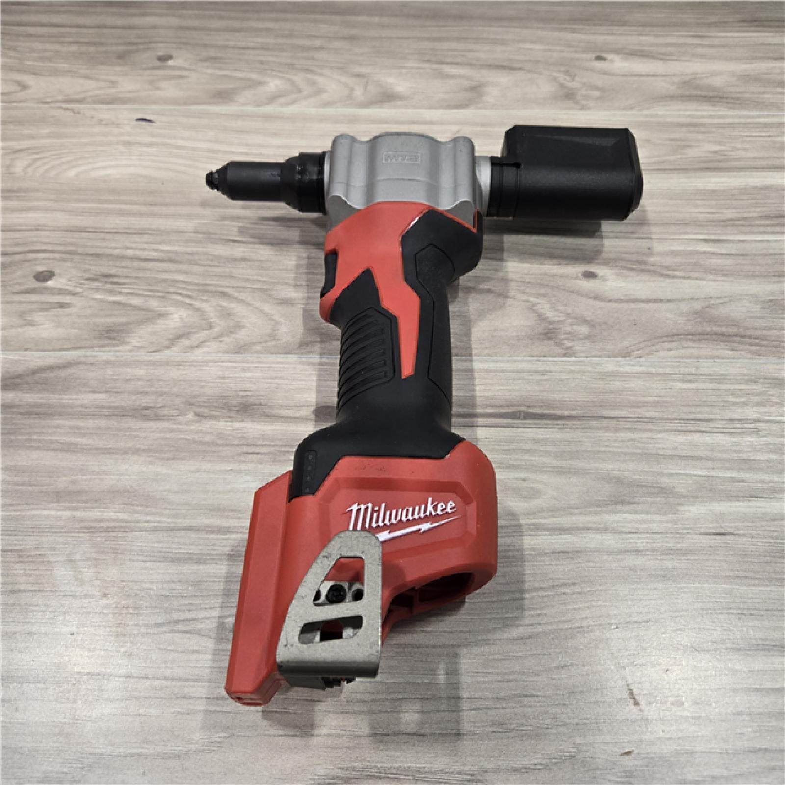 AS-IS Milwaukee M12 12V Cordless Rivet Tool (Tool-Only)
