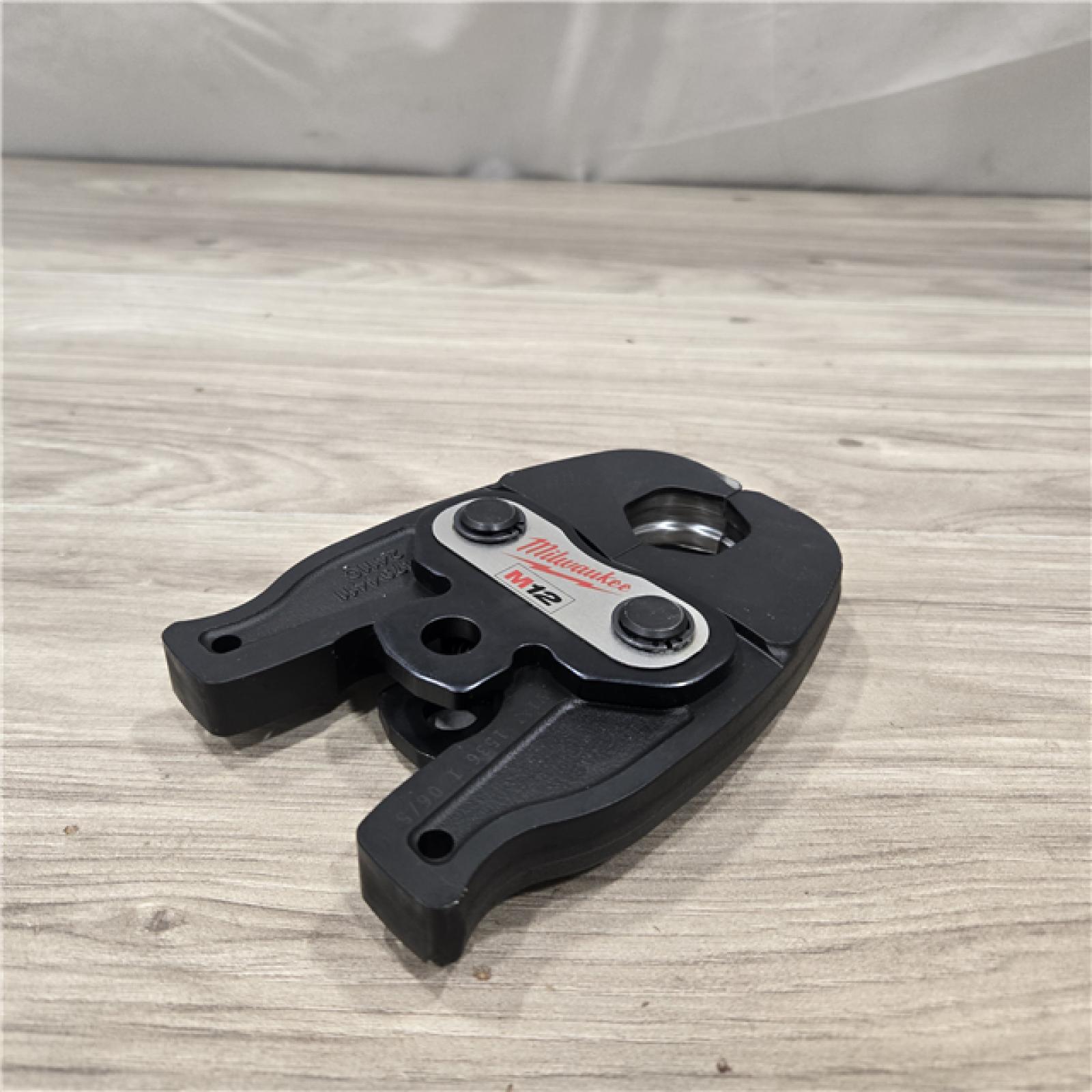 AS-IS Milwaukee M12 Force Logic 1 in. Press Tool Jaw