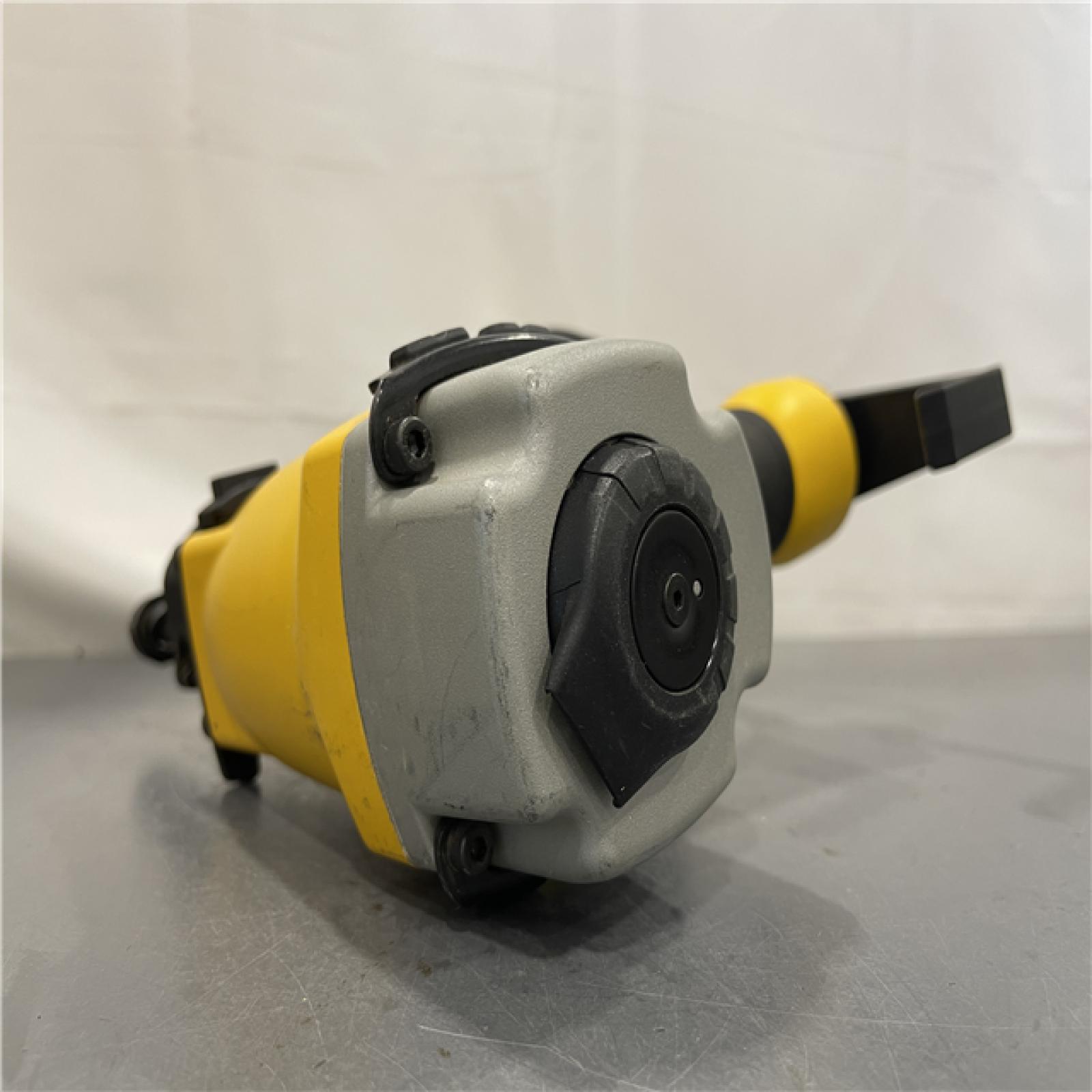 AS-IS - DeWalt 15 Degree 2-1/2 in. Coil Siding Nailer