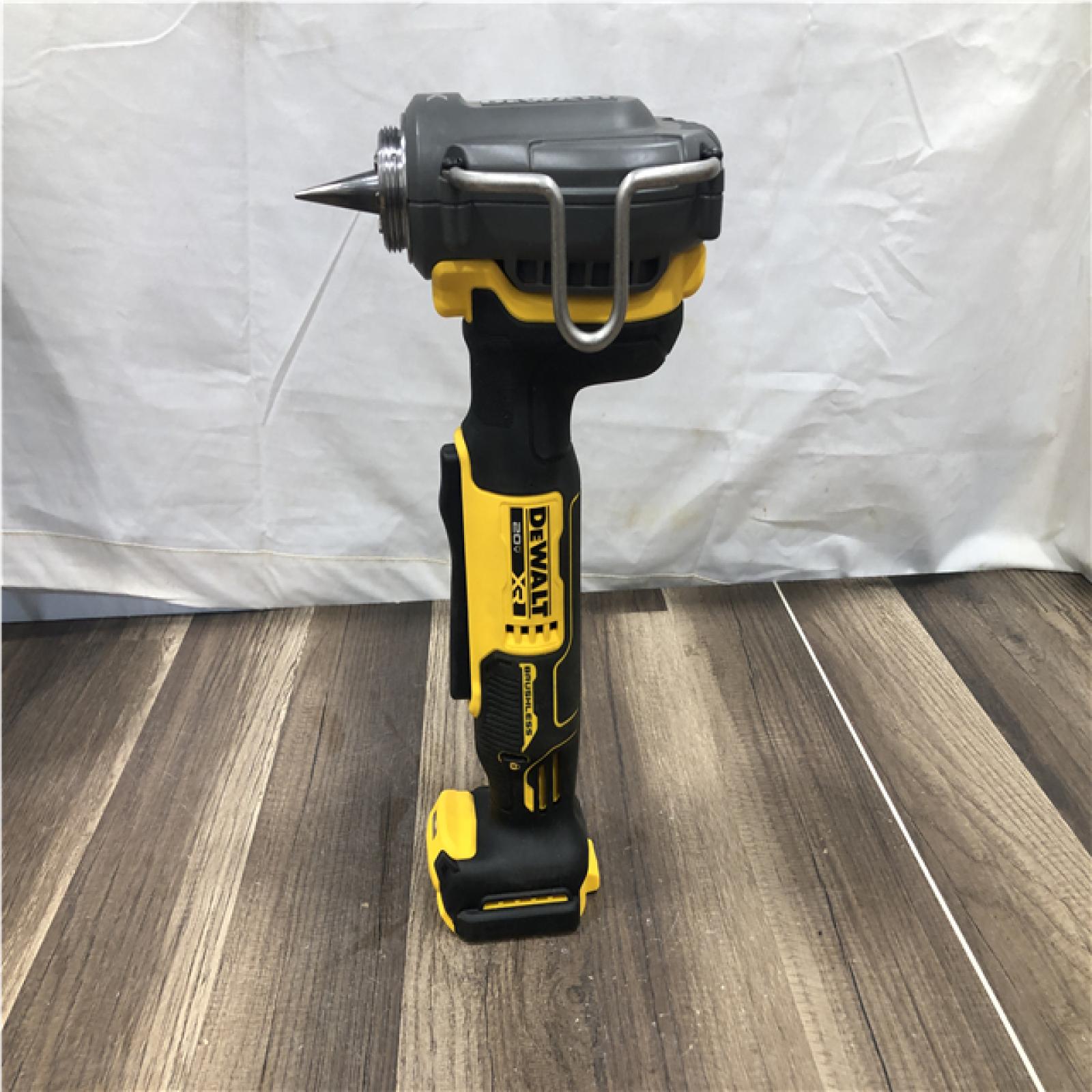 AS-IS DEWALT 20-Volt MAX XR 1-1/2 in. PEX Expander Kit