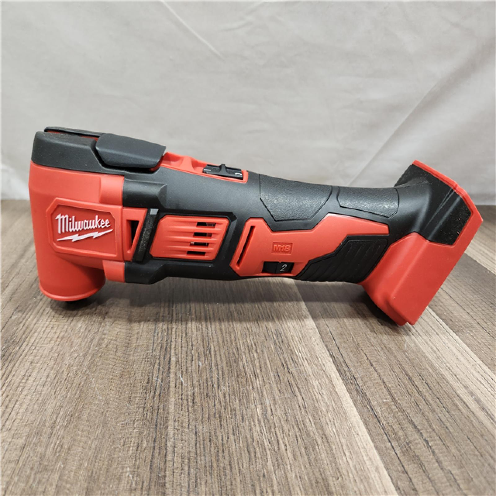 AS-IS- Milwaukee M18 Lithium-Ion Cordless Multi-Tool (Tool Only)