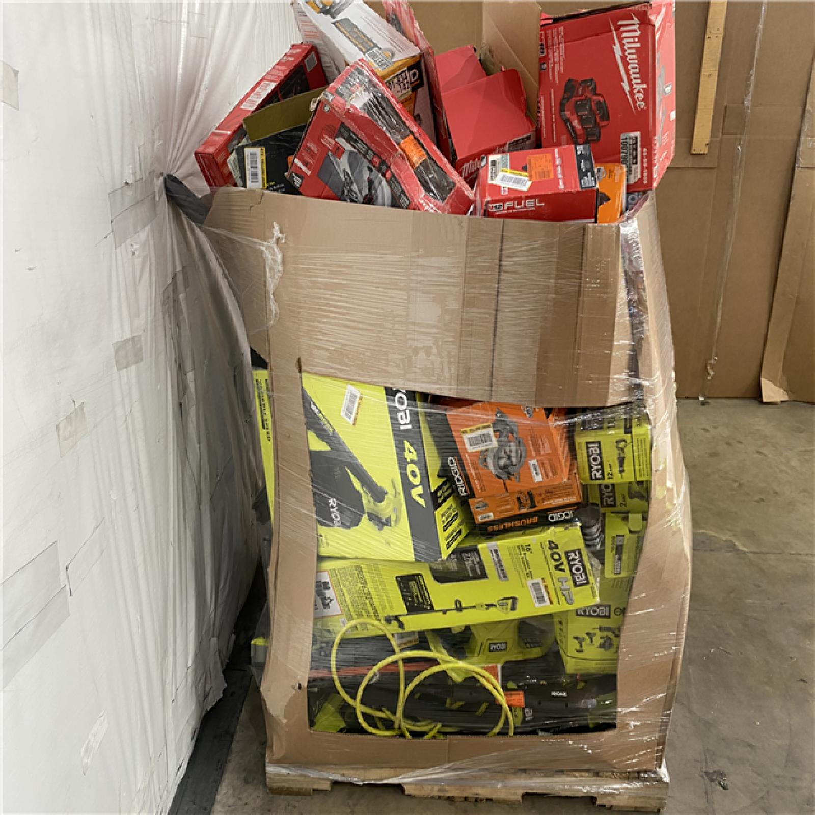 Houston Location AS IS - Tool Pallet