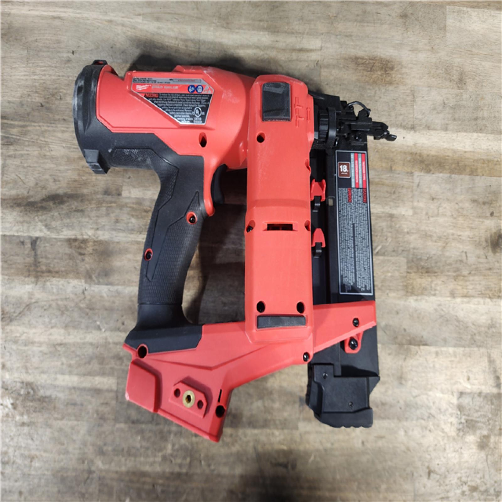 HOUSTON LOCATION - AS-IS Milwaukee M18 Fuel 18V Brushless 18-Gauge Brad Nailer 2746-20 (Bare Tool)
