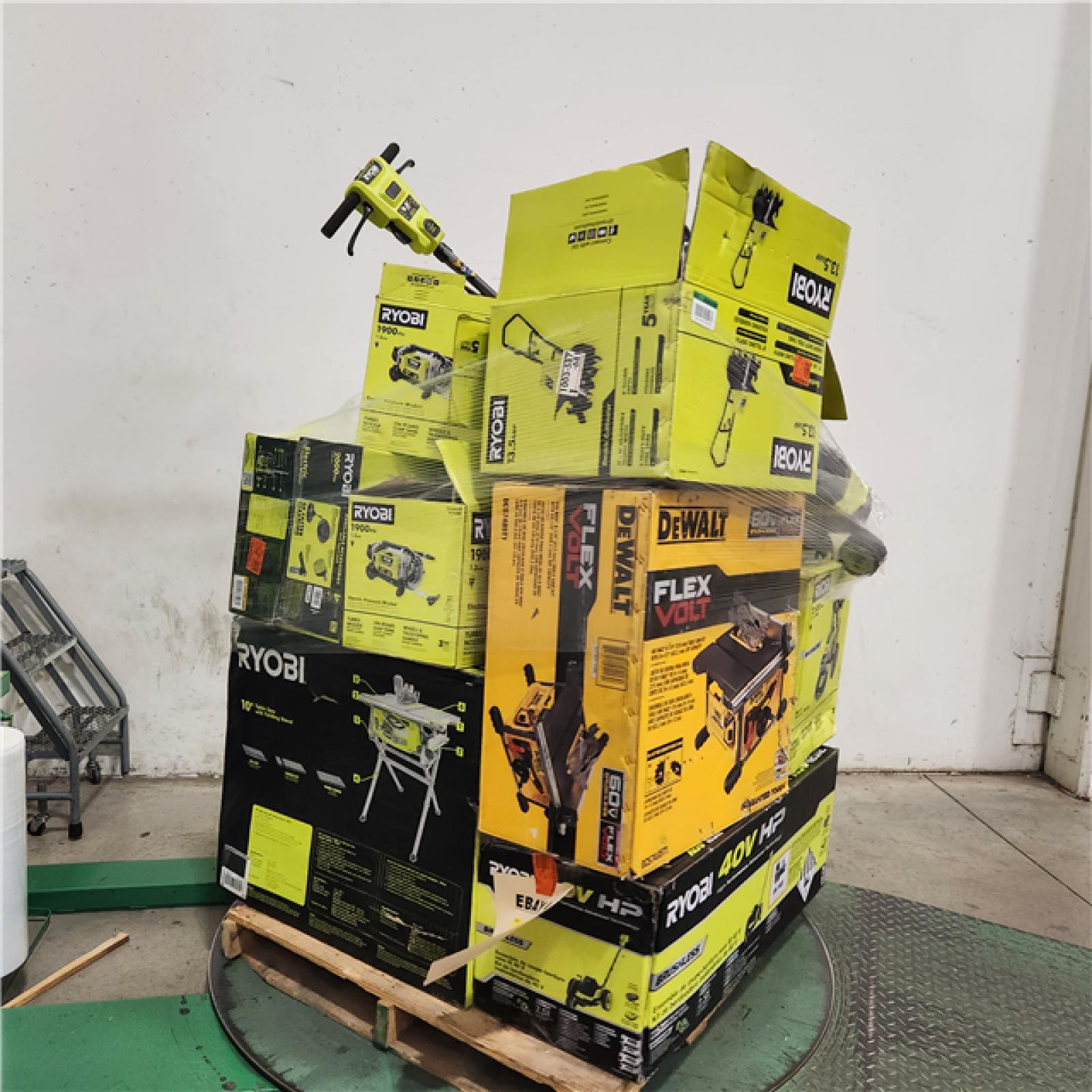 Dallas Location - As-Is Tool Pallet