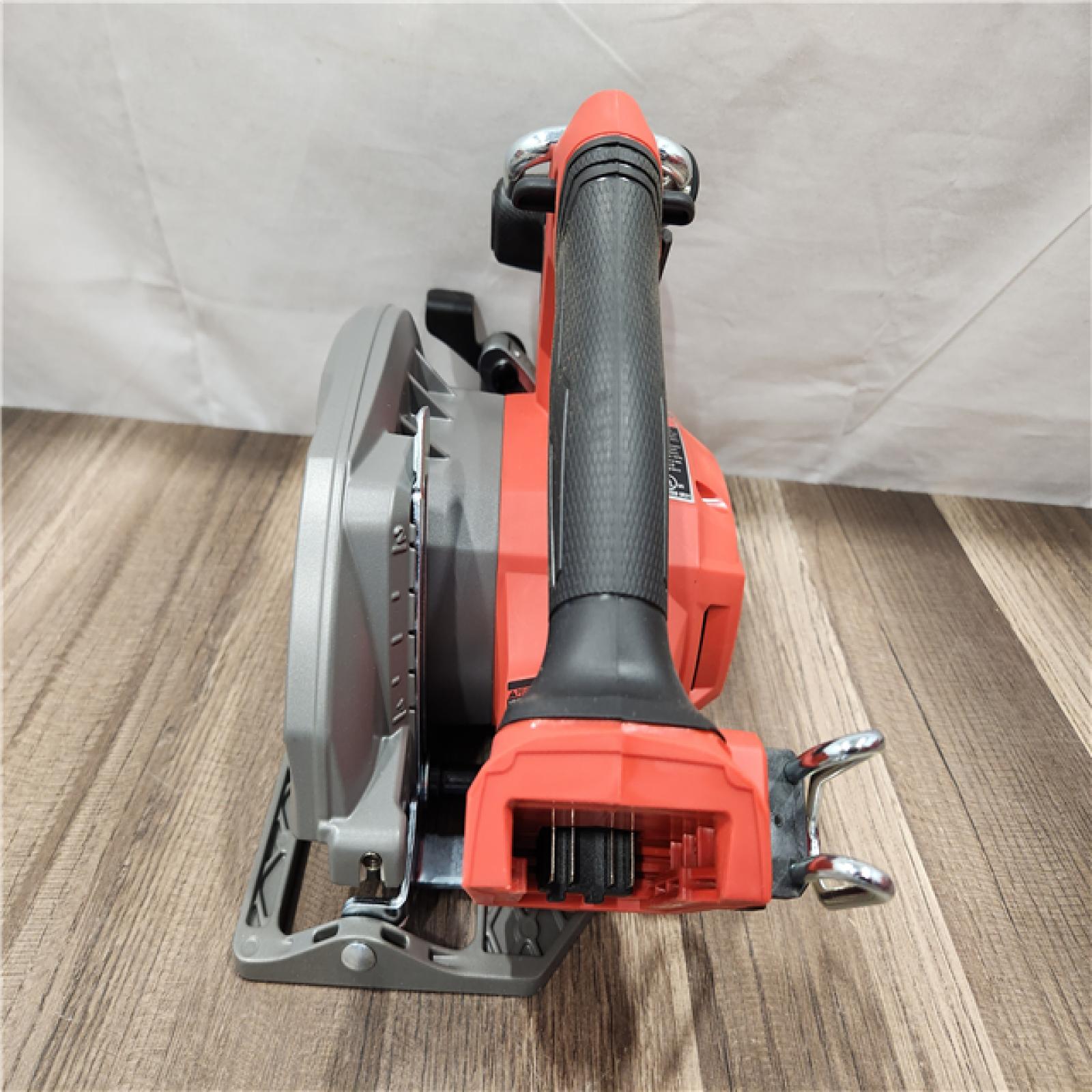 AS-IS- Milwaukee M18 FUEL 18V Lithium-Ion Brushless Cordless 6-1/2 in. Circular Saw (Tool-Only)