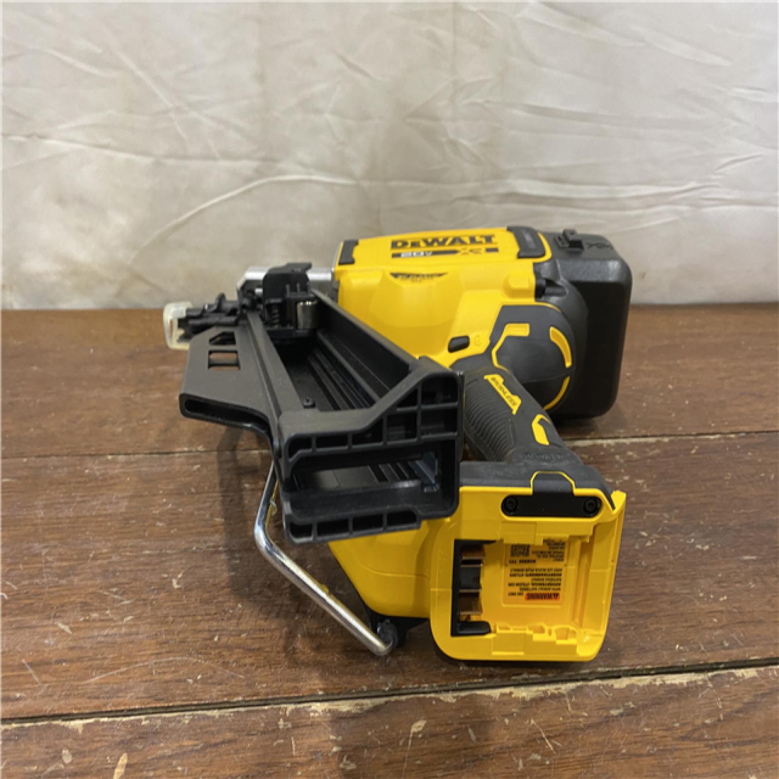 AS-IS DEWALT 20-Volt 30° Cordless Framing Nailer (Tool-Only)