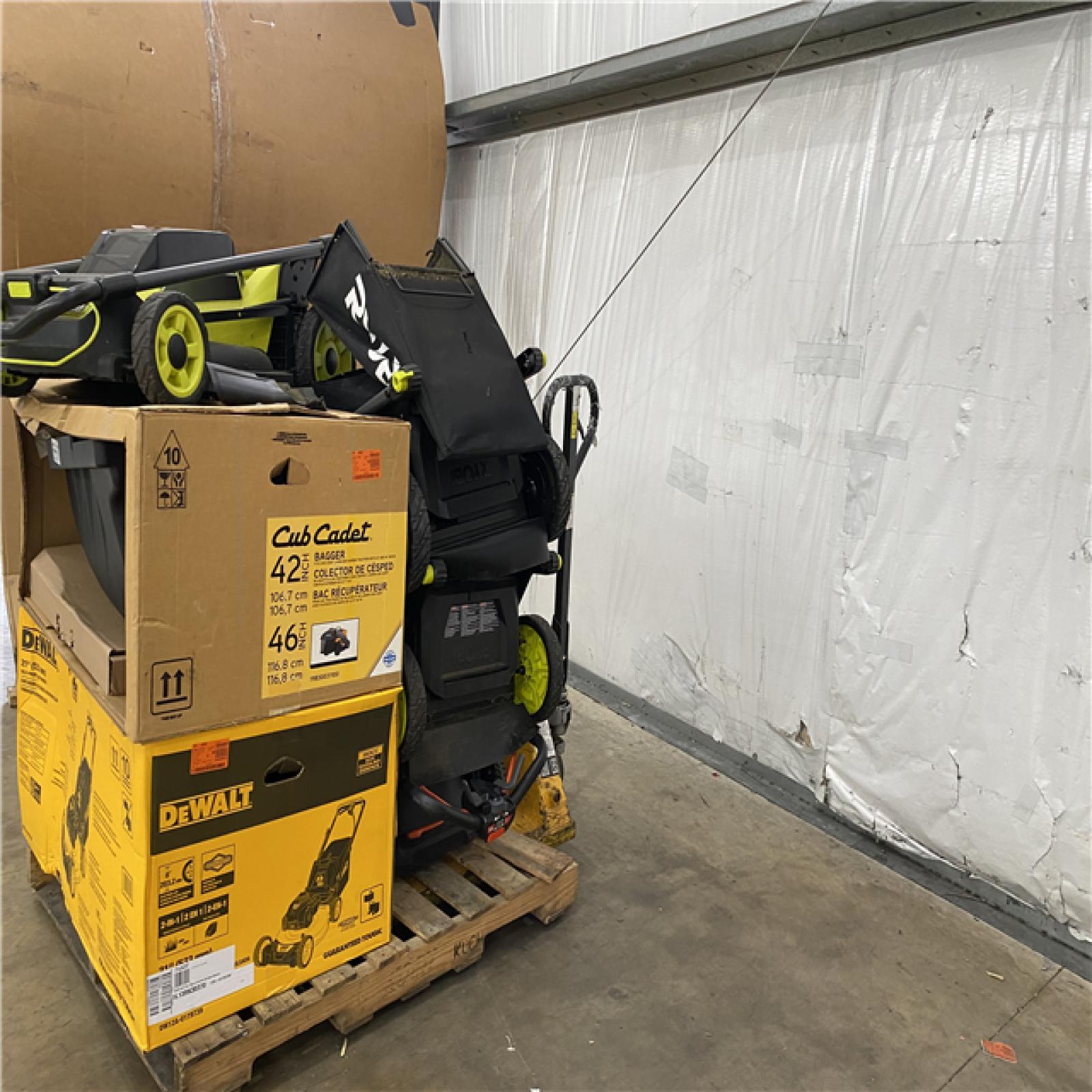 Houston Location AS IS - Outdoor Power Equipment
