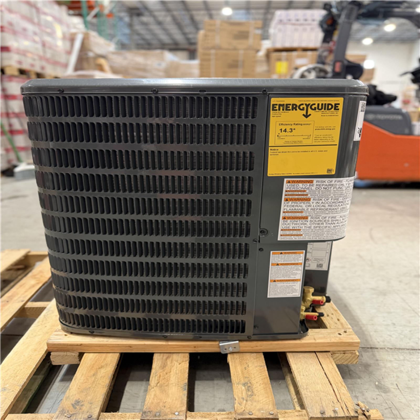 DALLAS LOCATION - GOODMAN 2.5 Ton 14.5 SEER2 Goodman Central Air Conditioner Condenser