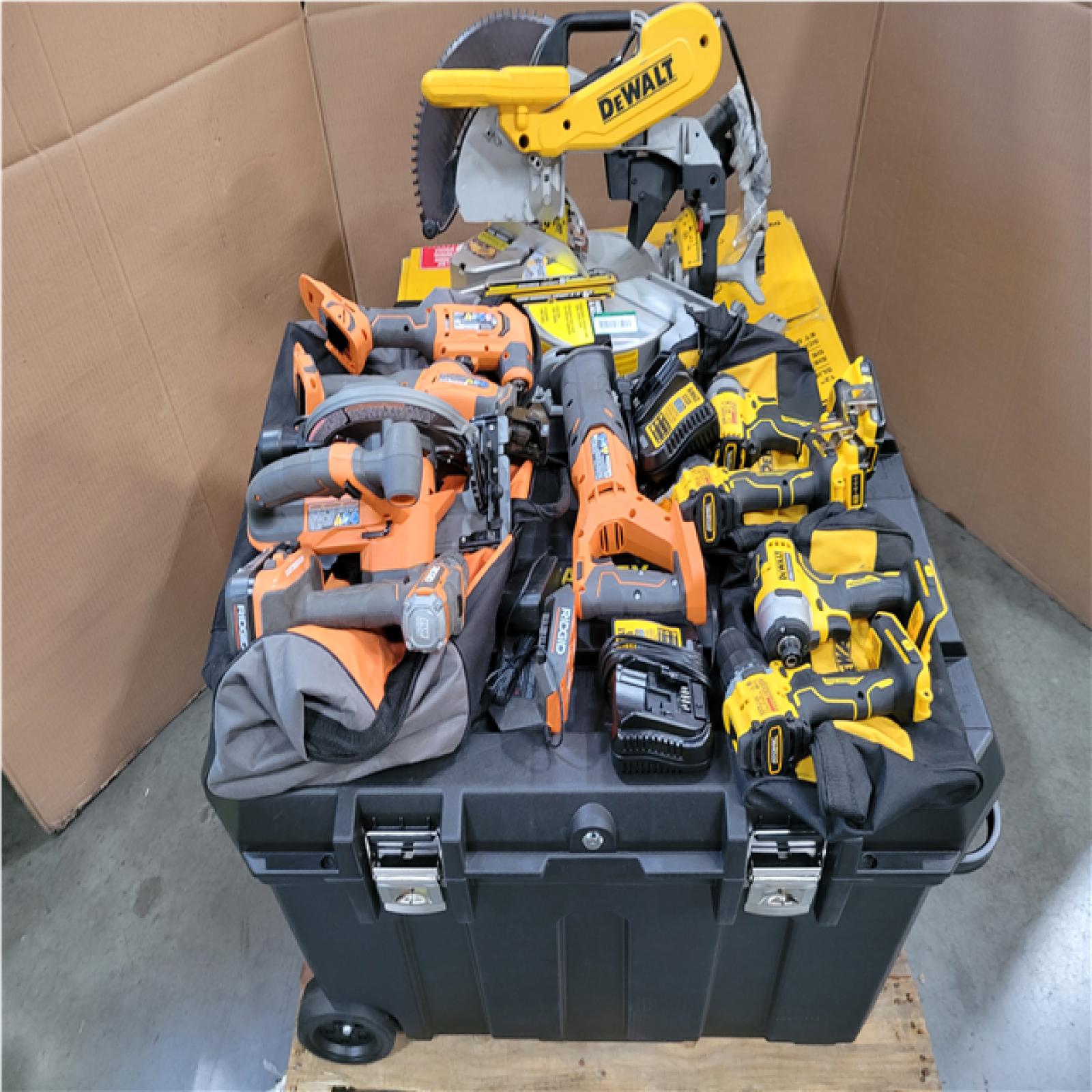 CALIFORNIA AS-IS TOOL PALLET