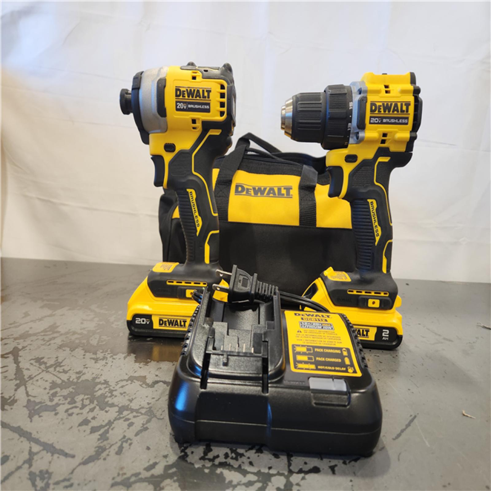 AS-IS- DEWALT ATOMIC 20-Volt MAX Lithium-Ion Cordless Combo Kit