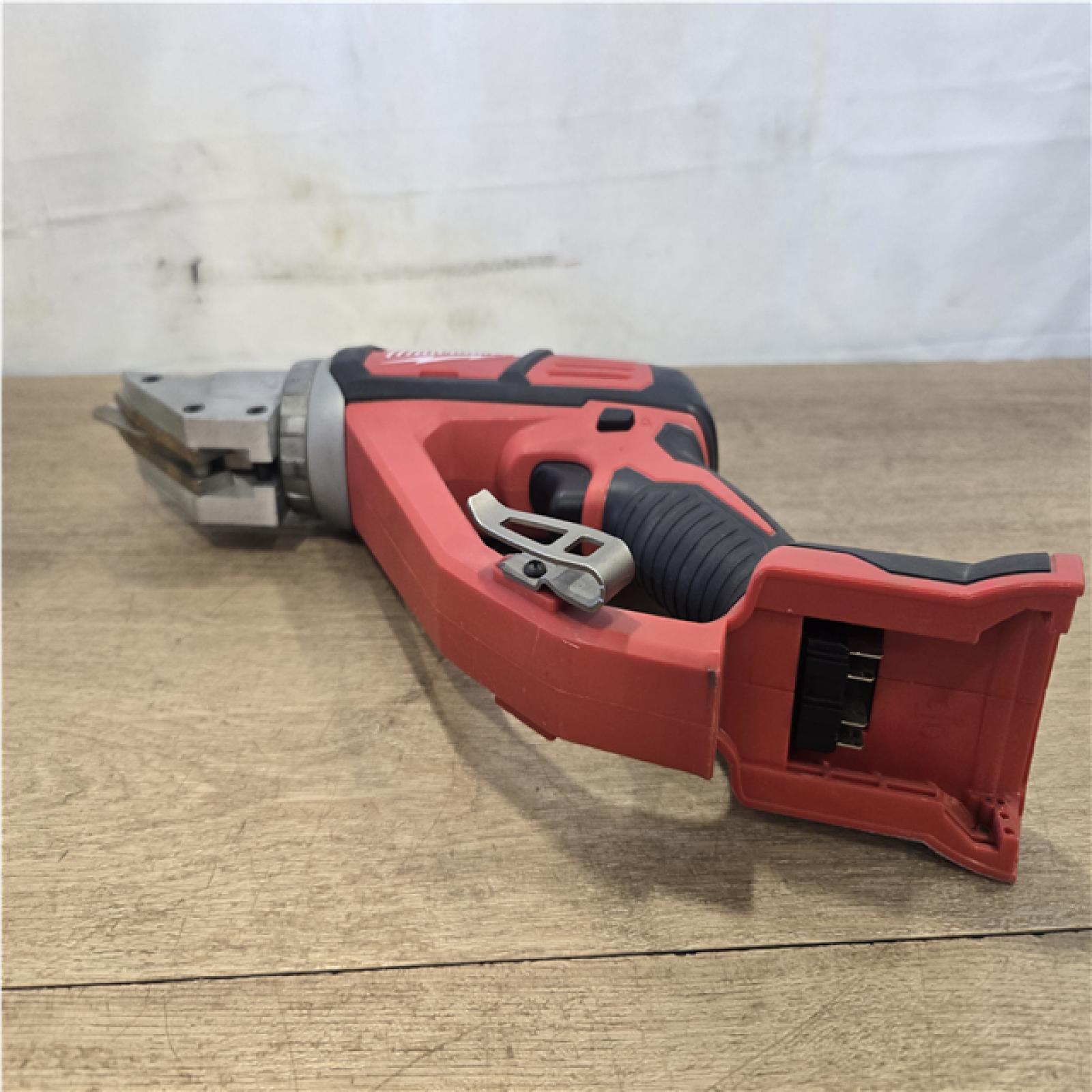 AS-IS Milwaukee 18-Volt Lithium-Ion Cordless 18-Gauge Double Cut Metal Shear (Tool-Only)